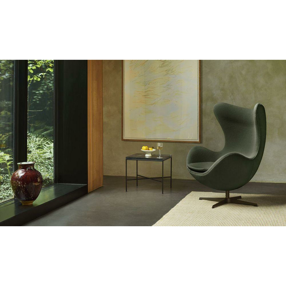 Fritz Hansen The Egg Lounge stoel leer, zwart/essentieel zwart