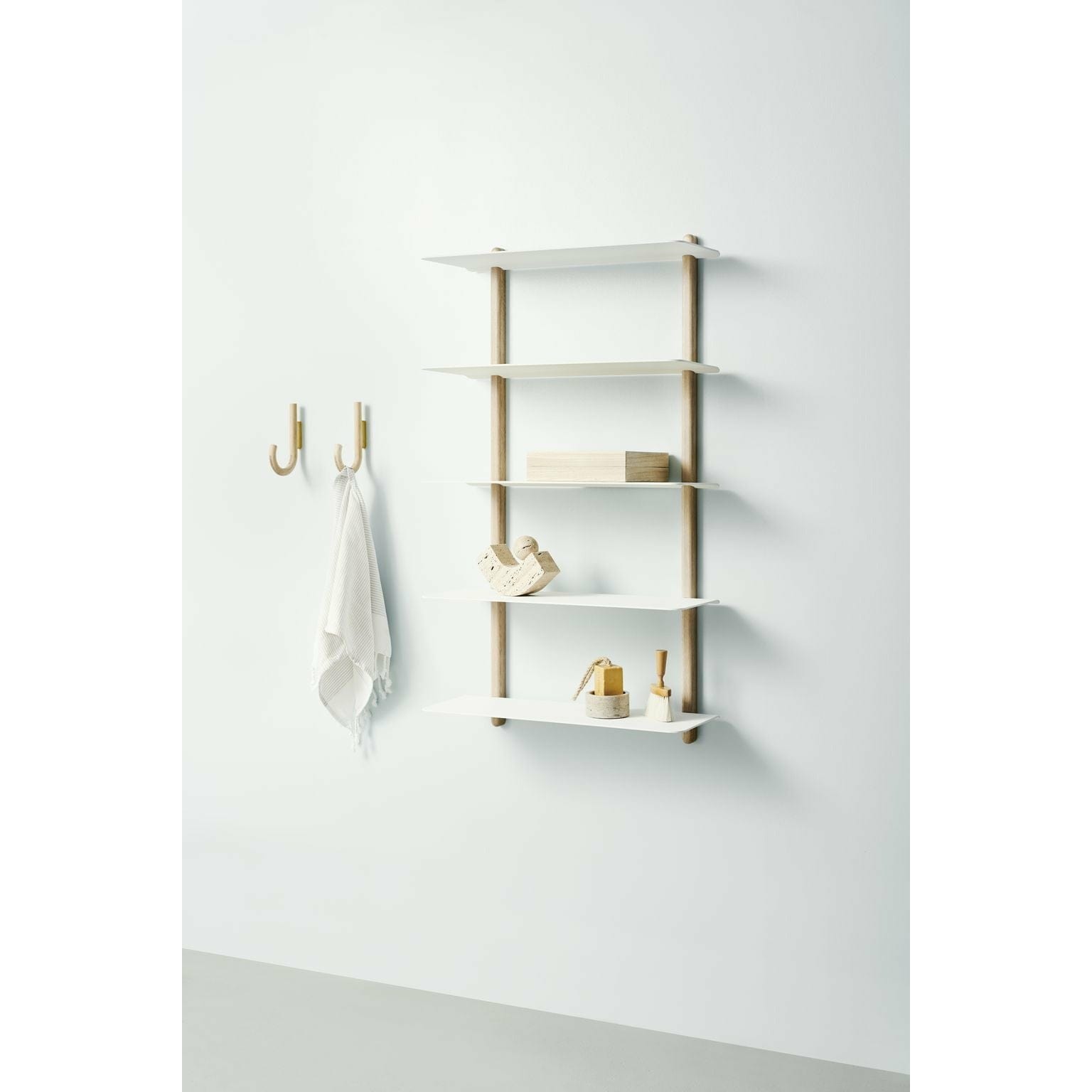 Gejst Nivo Shelf E Large, Light Oak/White