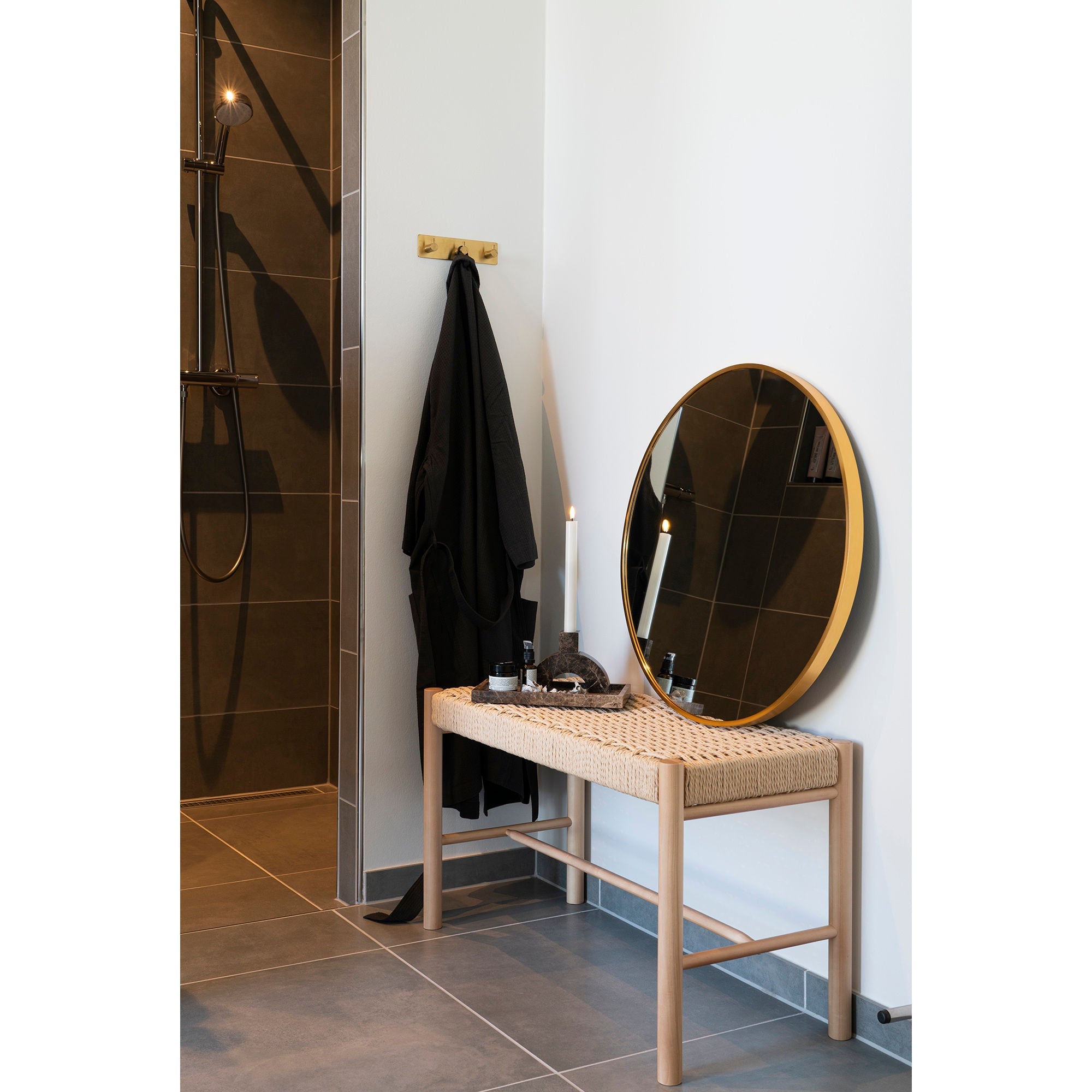 House Nordic Madrid Mirror, Aluminium, Brass Look, ø60 Cm