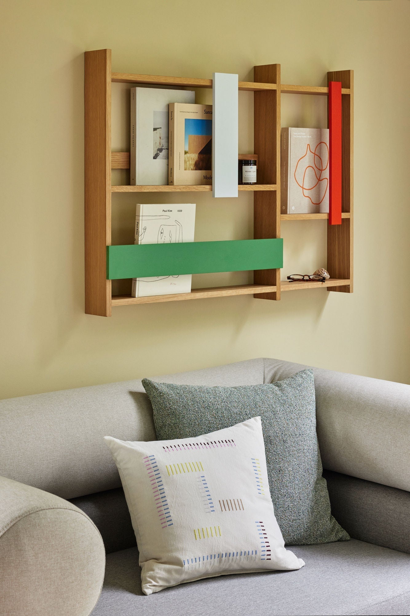 [product_category]-Hübsch Arki Wall Shelf/Magazine Holder Natural/Multicolour-Hübsch-5712772135778-881921-HUB-5