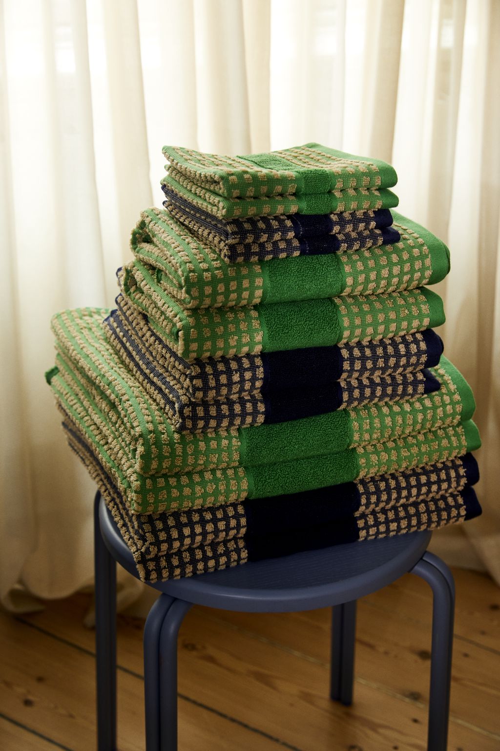 [product_category]-Juna Check Towel 70 X140 Cm, Dark Blue/Sand-Juna-5713397150672-615067-JUN-14