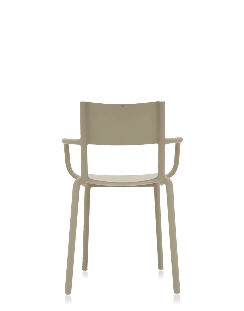 Kartell générique une chaise, taupe