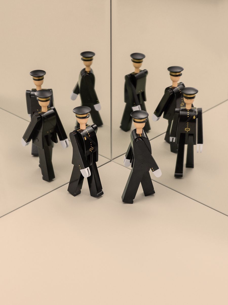 [product_category]-Kay Bojesen Police Officer H20 Cm, Black-Kay Bojesen-5709513392415-39241-KAY-8