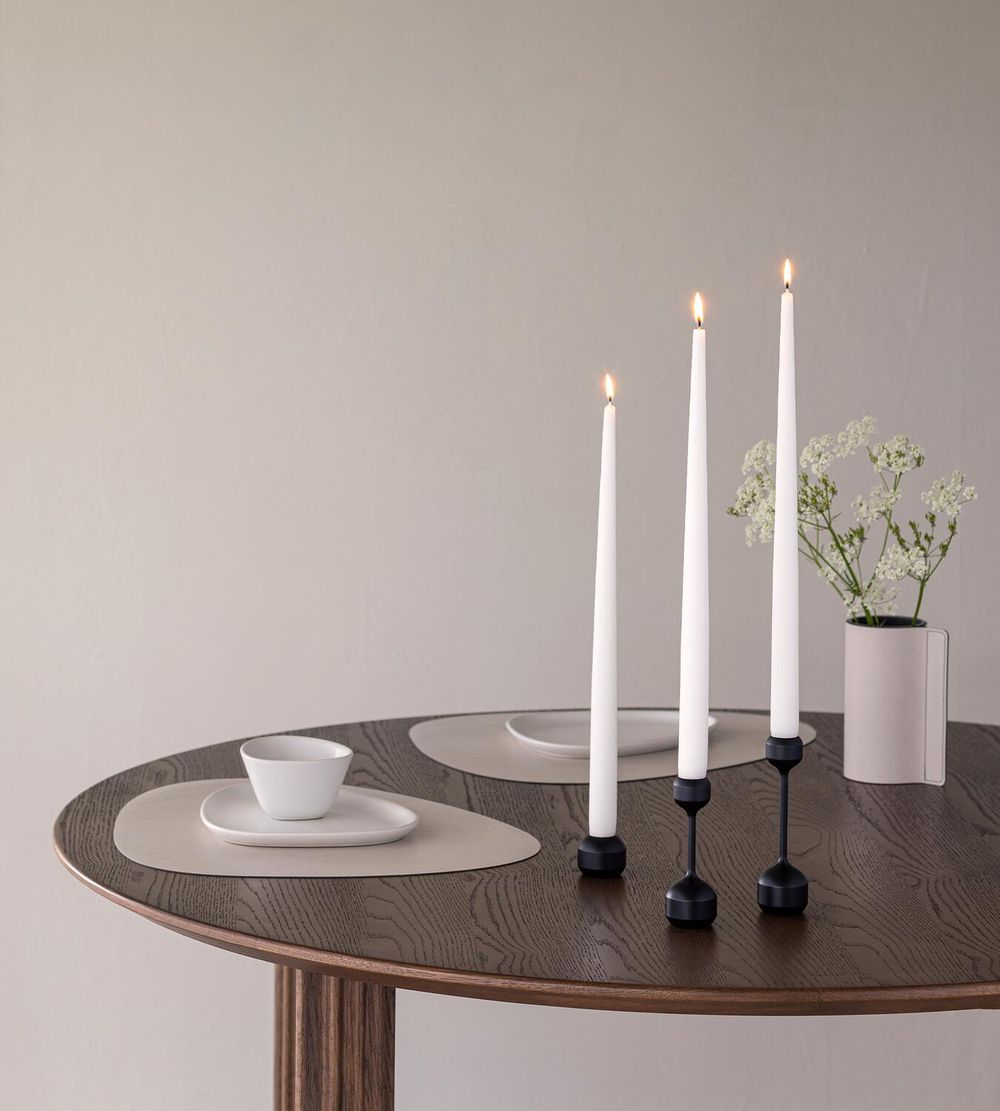 Lind DNA Silhouette 145 Candle Holder, sort