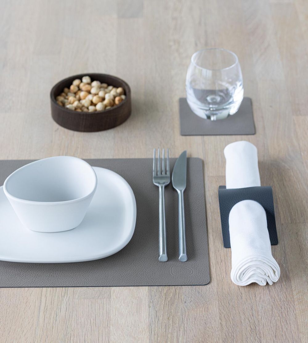 Lind Dna Square Placemat Serene Leather M, Grey