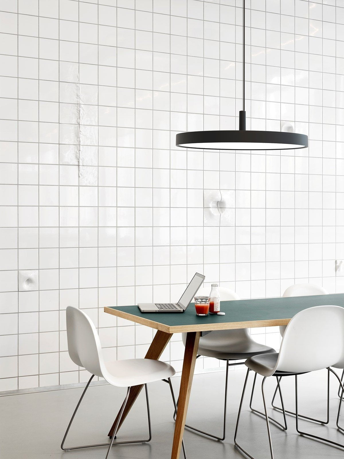 Louis Poulsen LP Slim Round Pendant Ø 250 mm, noir