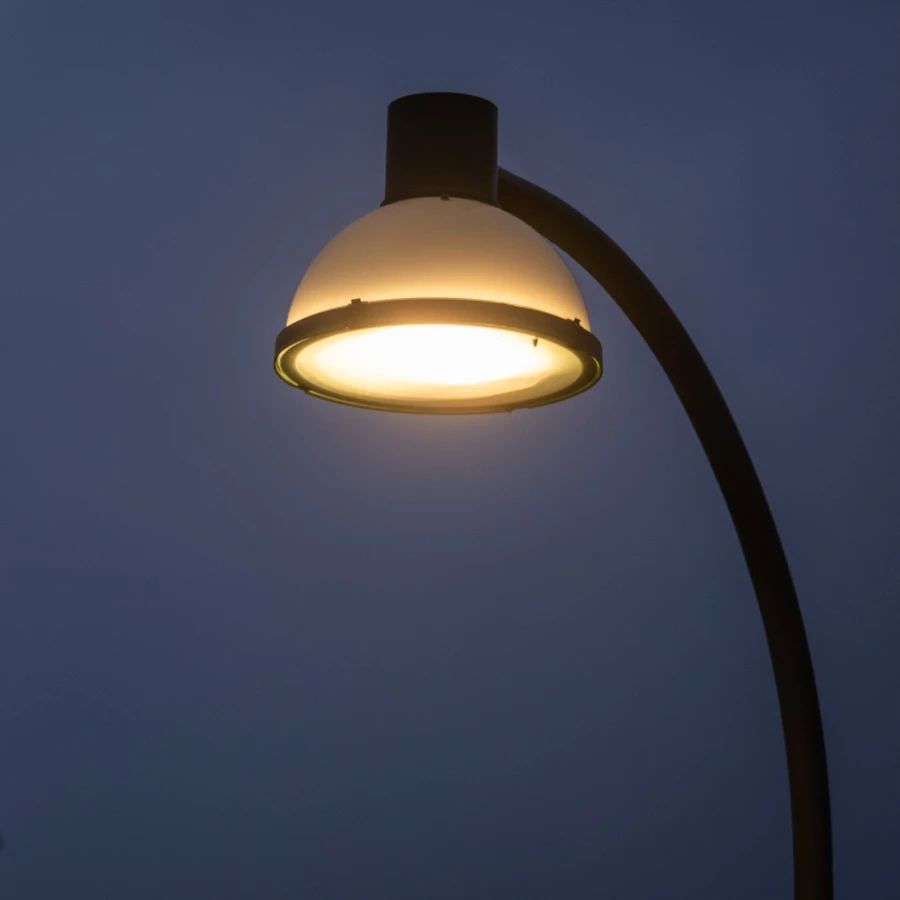 Louis Poulsen Lp Icon Lamp 3303 Lumens Dali, Wire Top Mounted