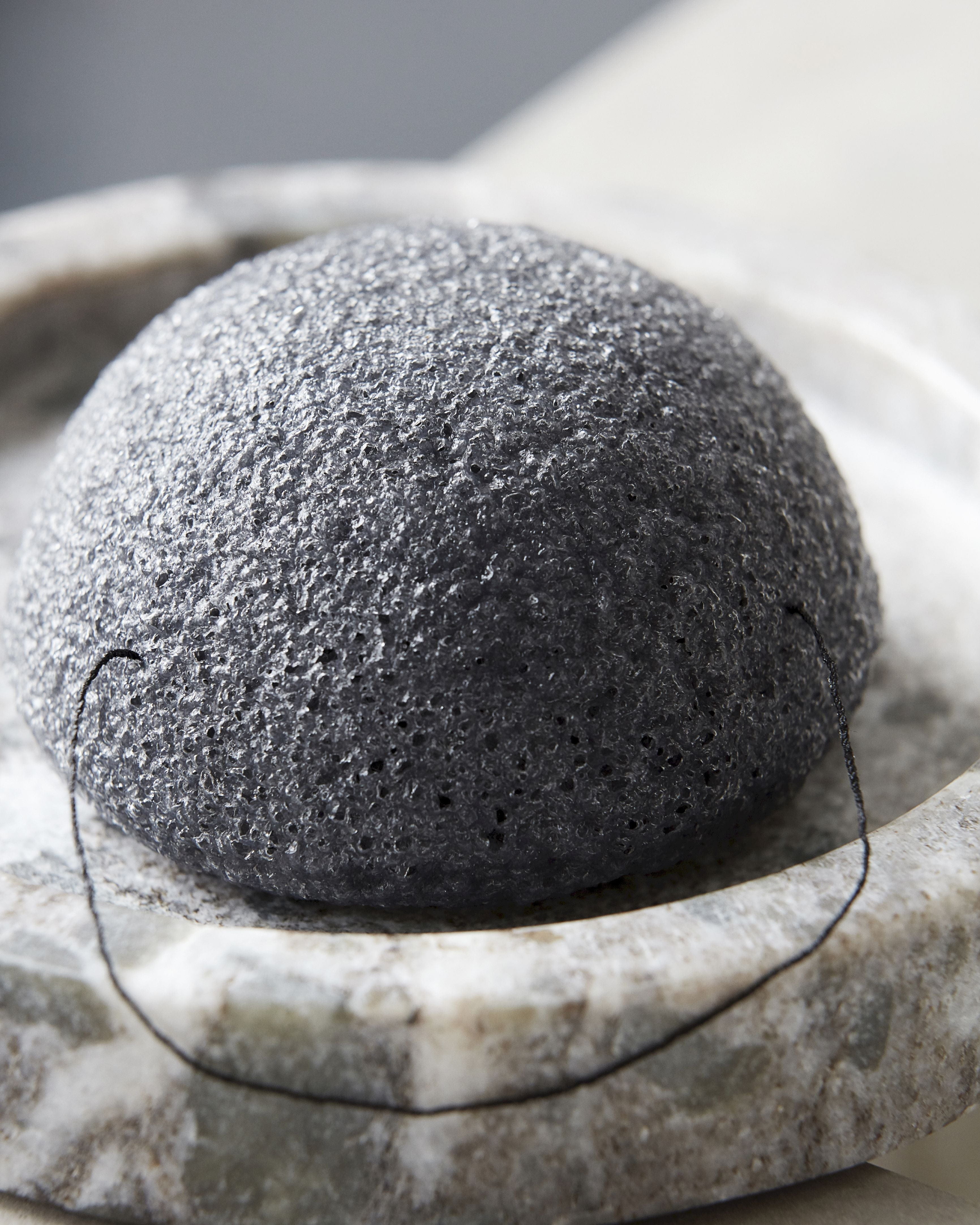 [product_category]-Meraki Konjac Sponge 6 G, Bamboo Charcoal-Meraki-5707644703018-308080042-MER-6