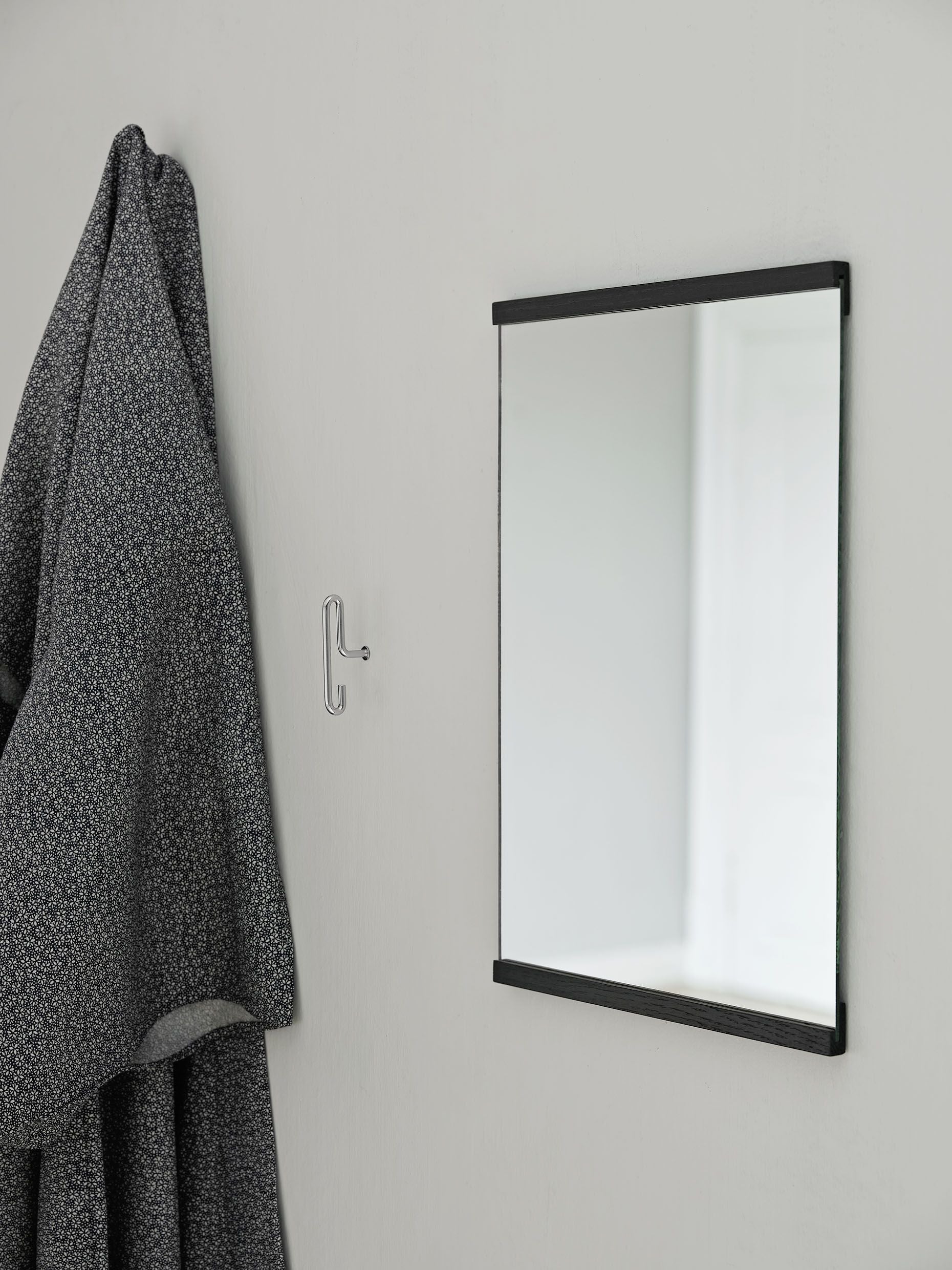 [product_category]-Moebe Rectangular Wall Mirror 101,8x70 Cm, Black-Moebe-5713520004841-RWM70X100BL-MOE-5