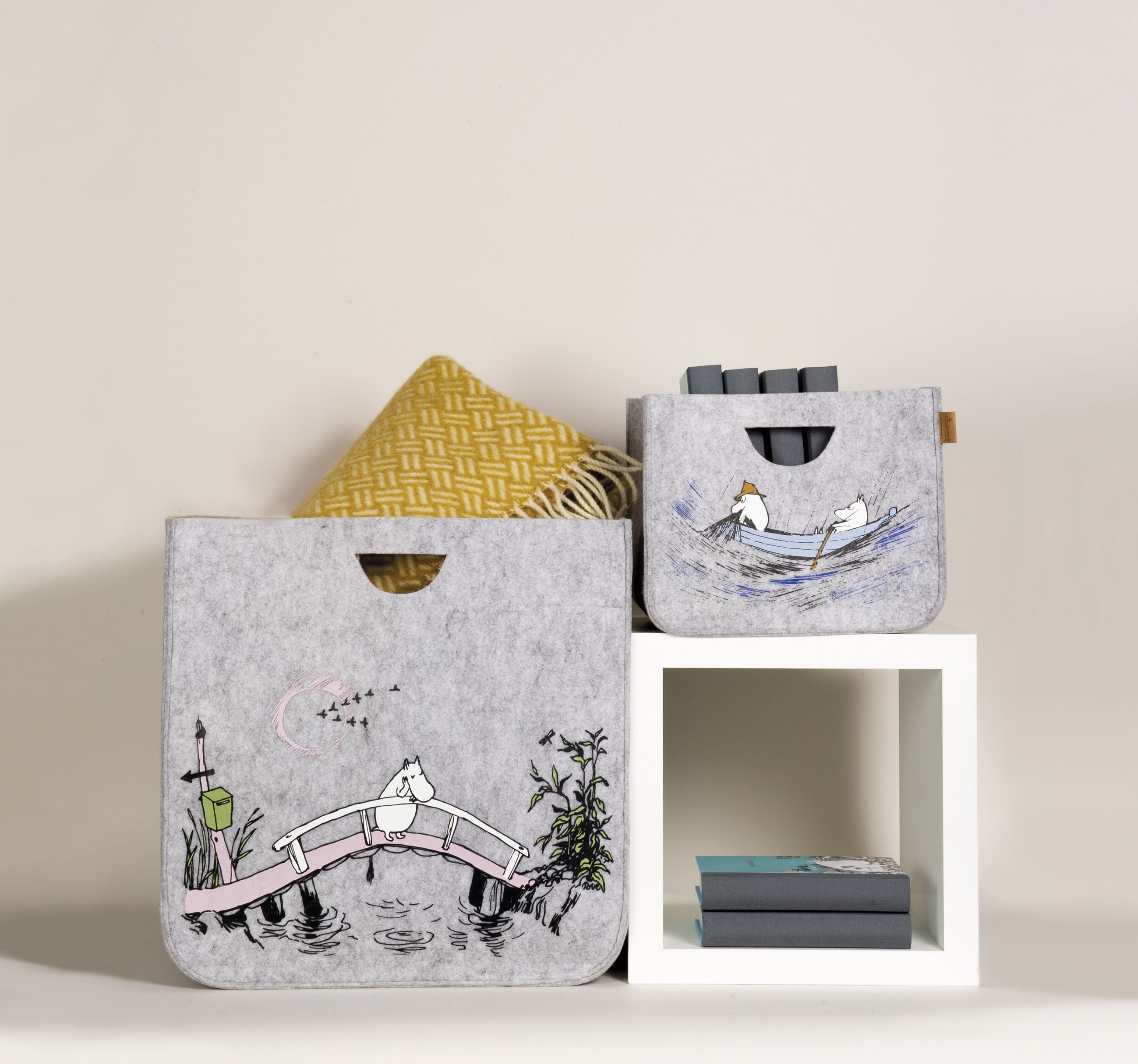 [product_category]-Muurla Moomin Originals Storage Basket Missing You, L-Muurla-6416114964000-71-040-01-MUU-2
