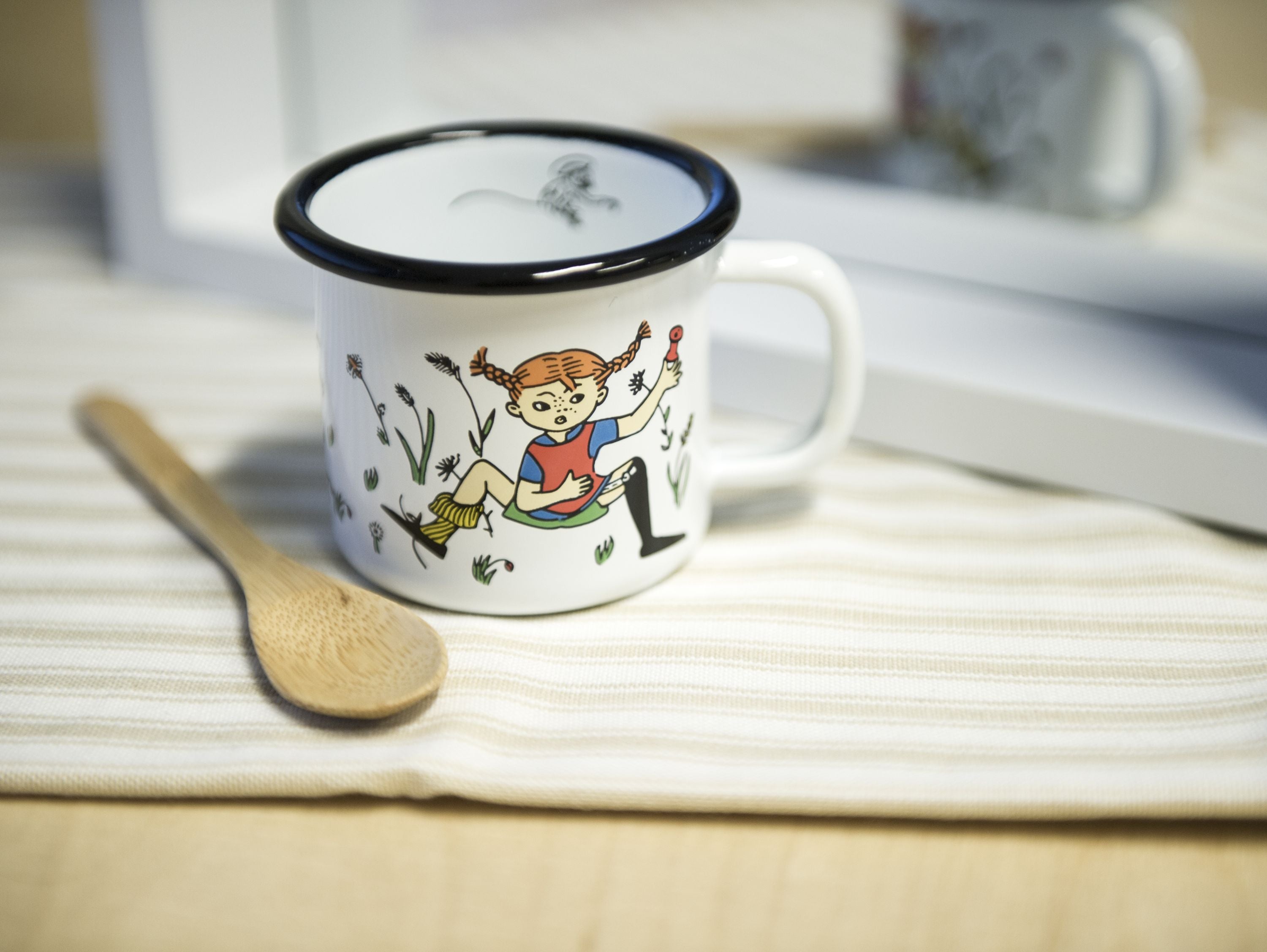 [product_category]-Muurla Pippi Longstocking Enamel Mug, Pippi & Mr Nilsson-Muurla-6416114948765-1400-015-06-MUU-3