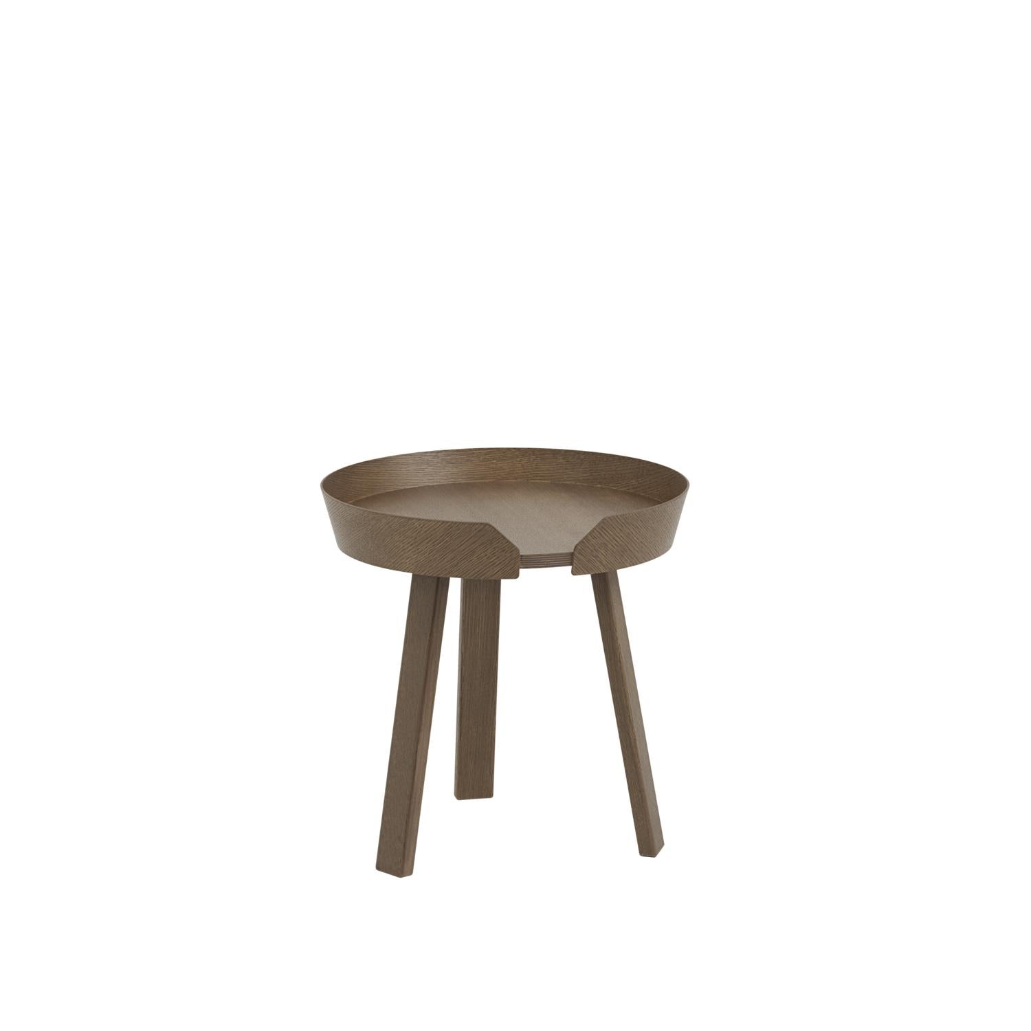 Muuto em torno da mesa de café Ø 45 cm, manchado marrom escuro