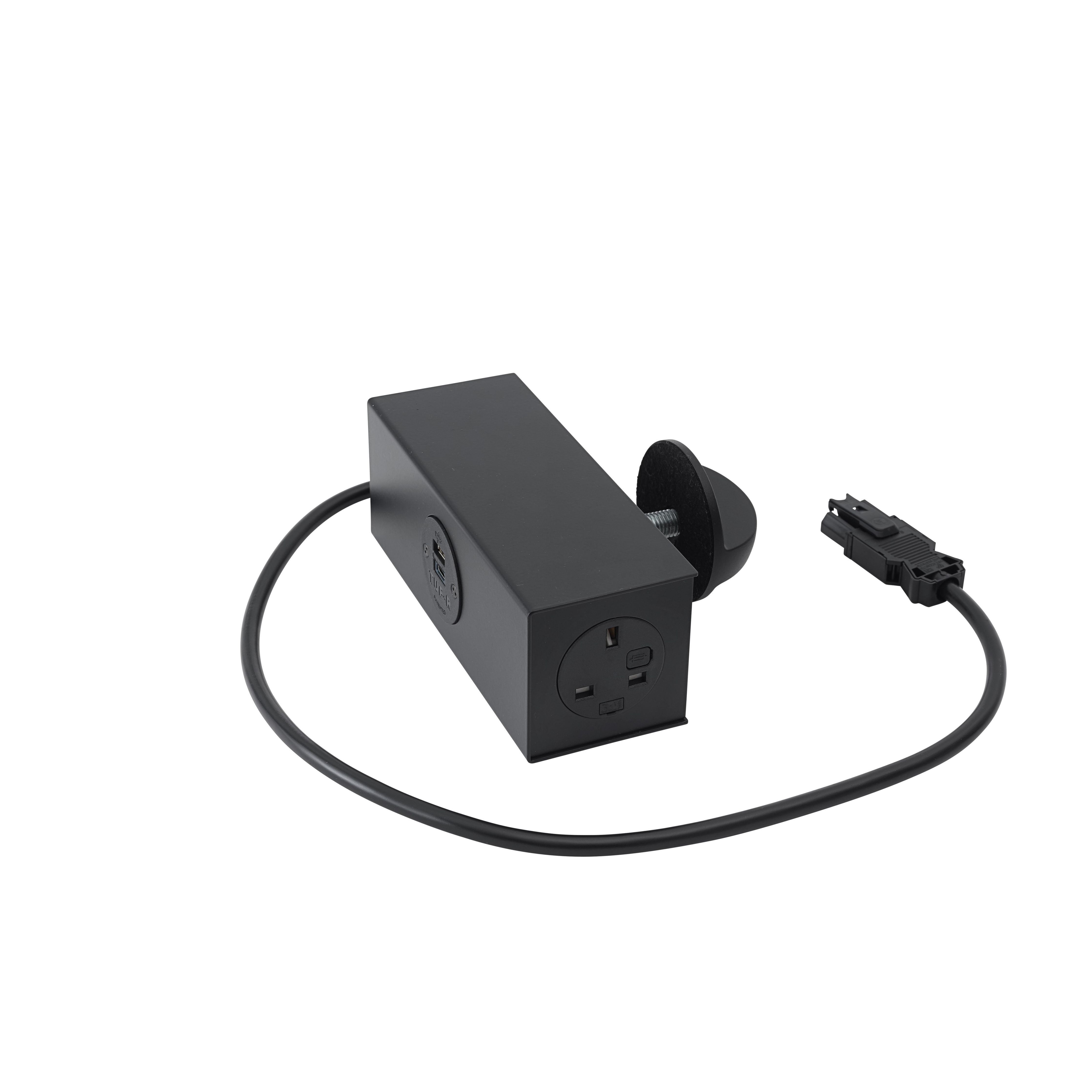 Muuto Linear System Table Power Nutlet, negro