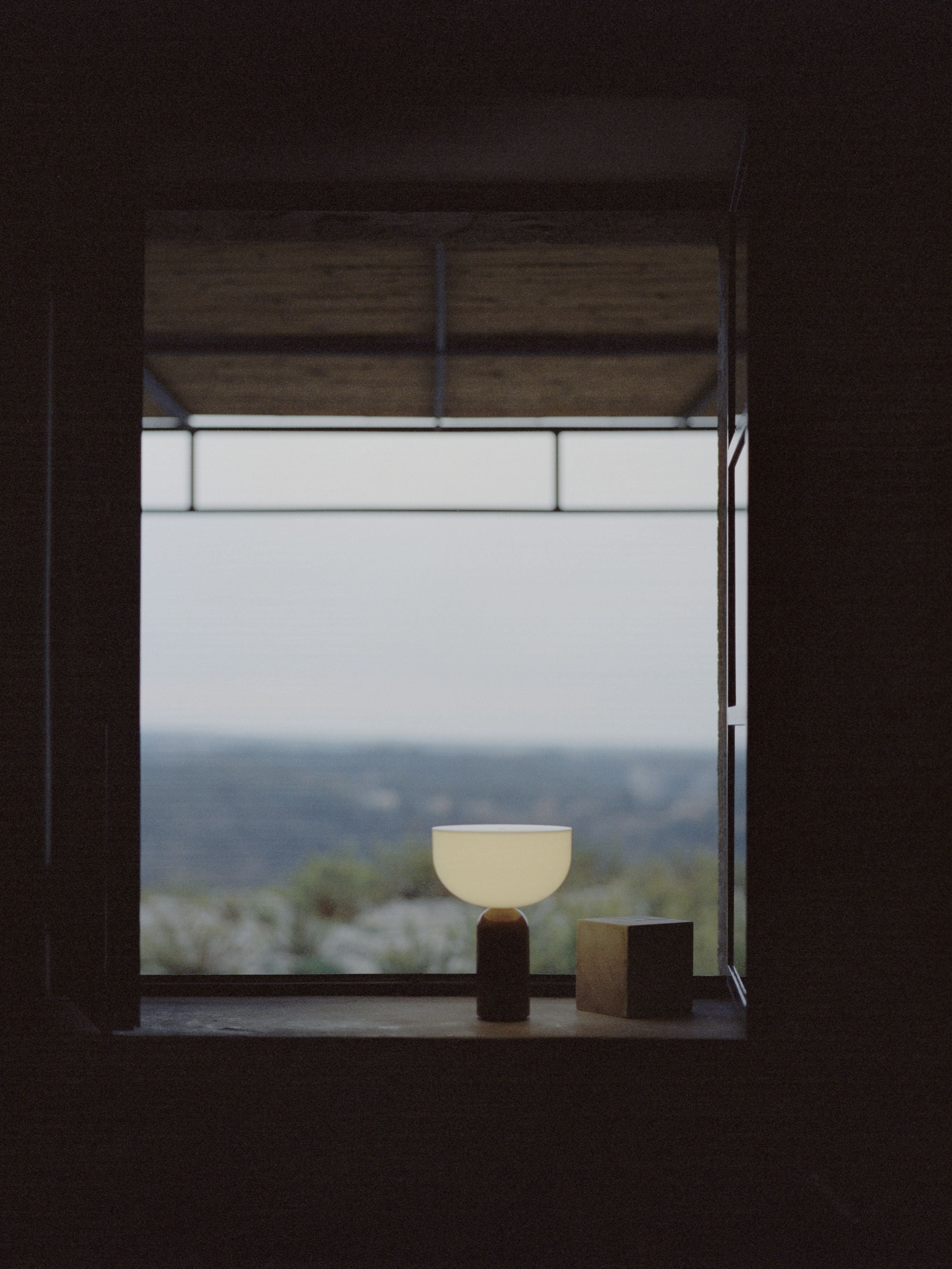 [product_category]-New Works Kizu Portable Table Lamp, Breccia Pernice-New Works-5712826217139-21713-NEW-15