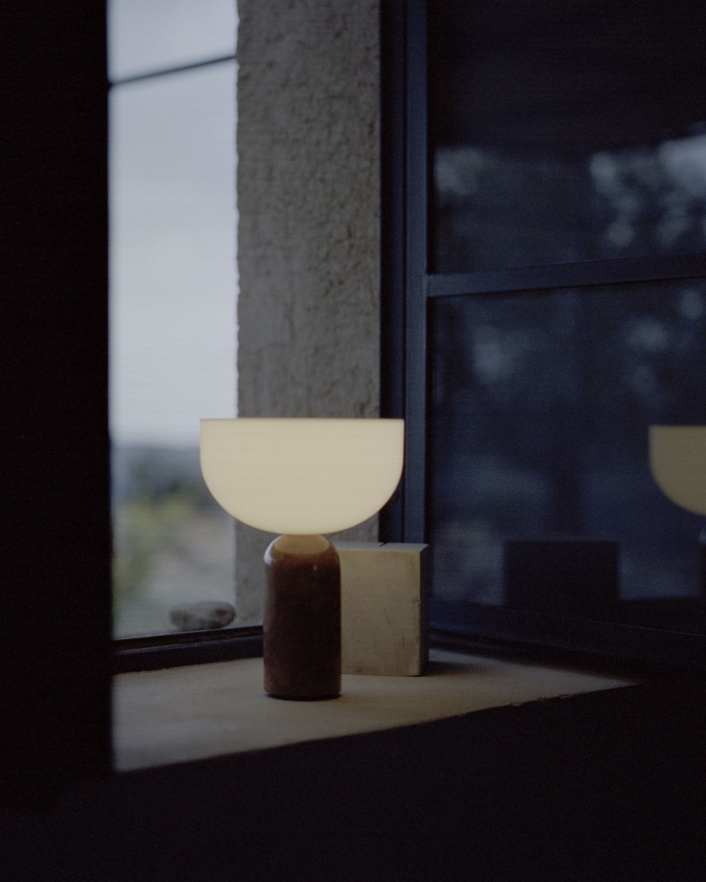 [product_category]-New Works Kizu Portable Table Lamp, Breccia Pernice-New Works-5712826217139-21713-NEW-16
