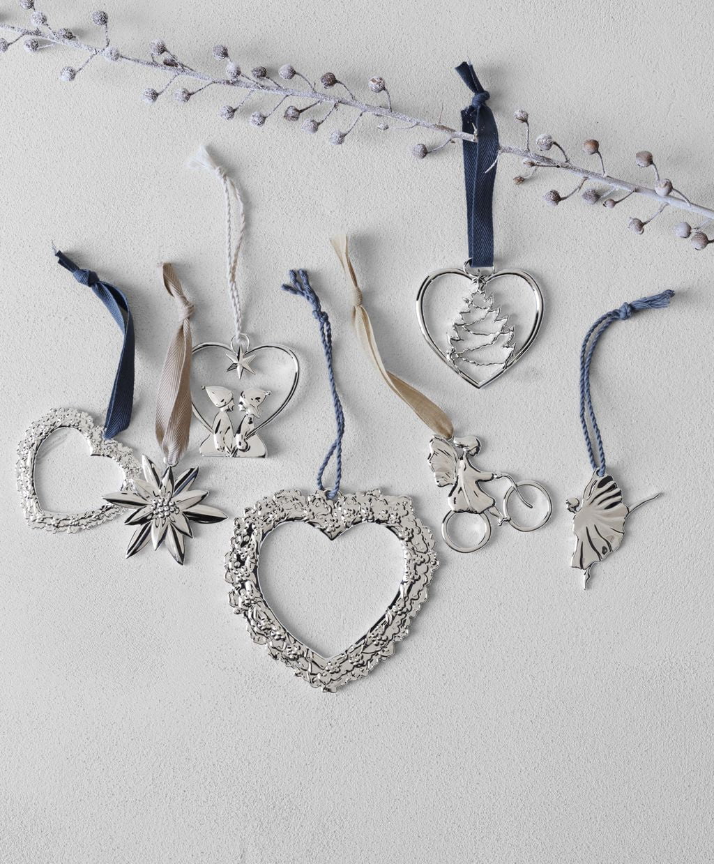 [product_category]-Rosendahl Karen Blixen Heart Christmas Tree H7.5 Cm, Silver Plated-Rosendahl-5709513315230-31523-ROS-5