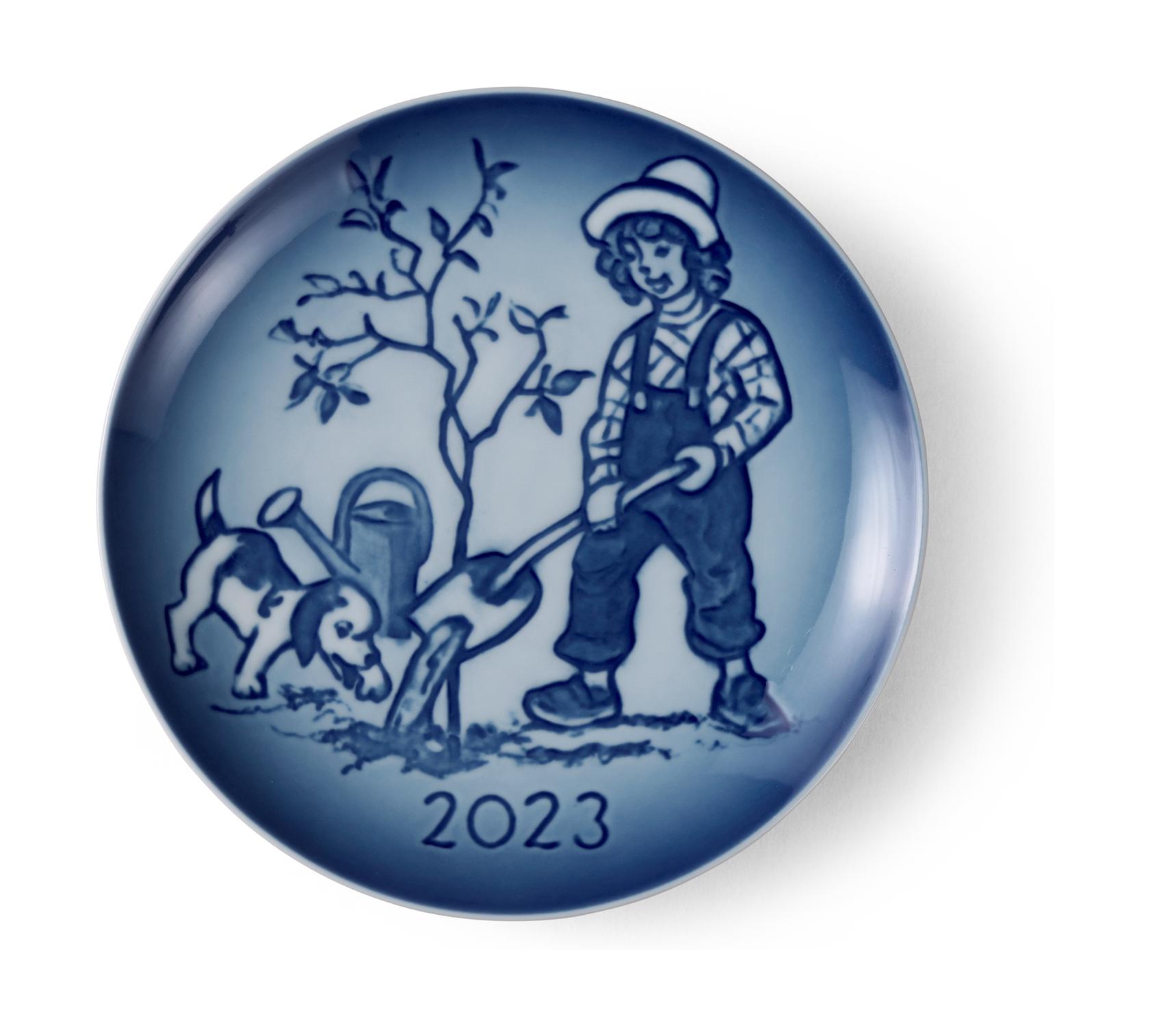 [product_category]-Royal Copenhagen B&G 2023 Children's Day Plate-Royal Copenhagen-5705140741992-1066058-ROY-3