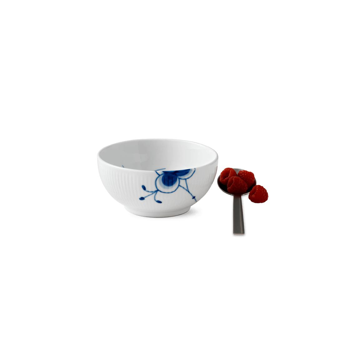 [product_category]-Royal Copenhagen Blue Fluted Mega Bowl, 47cl-Royal Copenhagen-5705140706847-1017352-ROY-3