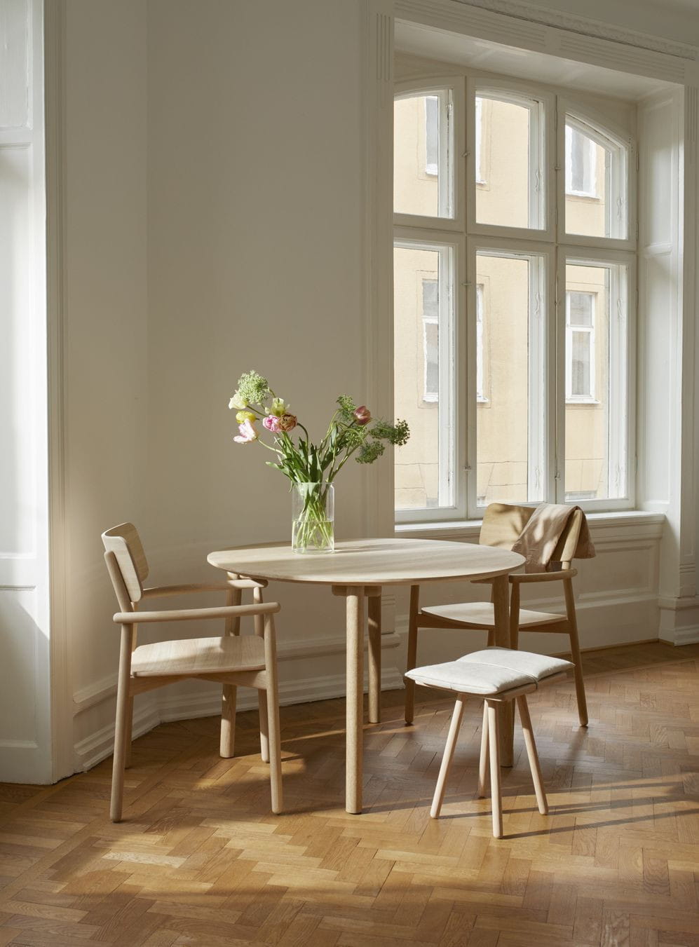 [product_category]-Skagerak Hven Table Oak Untreated, ø110 Cm-Skagerak-5706420110941-1420009-SKA-5