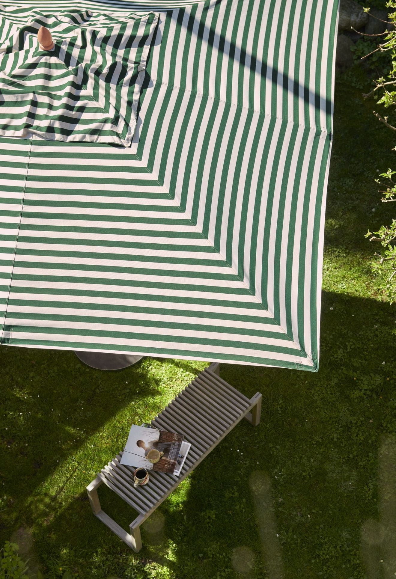 [product_category]-Skagerak Messina Parasol 300x300 Cm, Light Apricot/Dark Green Stripe-Skagerak-5706420112785-1910122-SKA-2