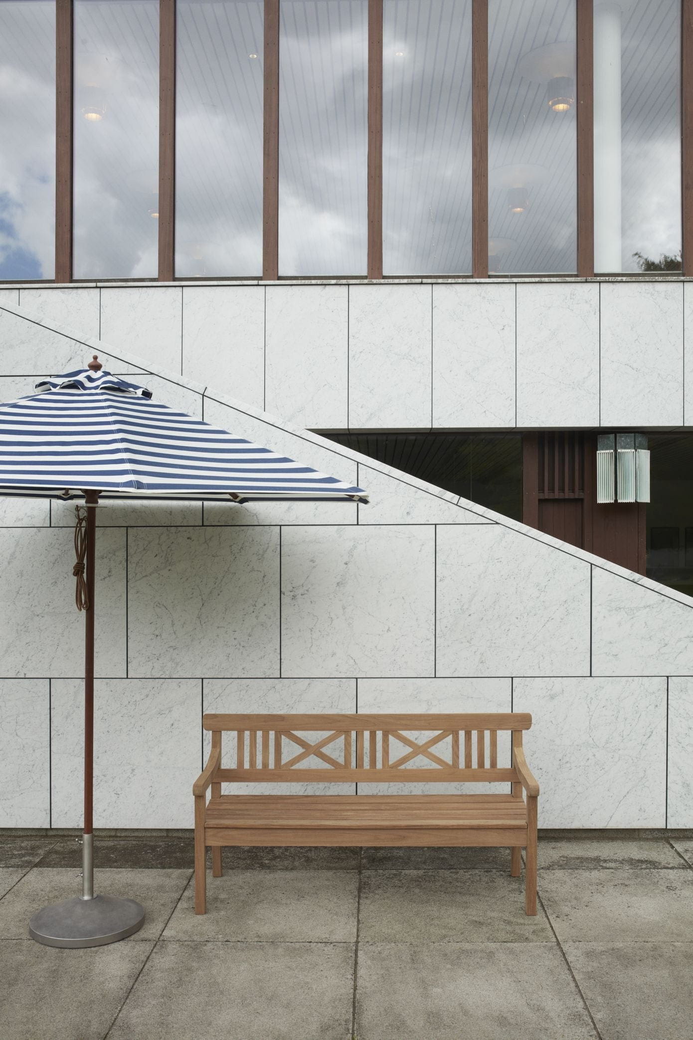 [product_category]-Skagerak Messina Parasol ø270 Cm, Dark Blue Stripes-Skagerak-5706420108740-1910137-SKA-6