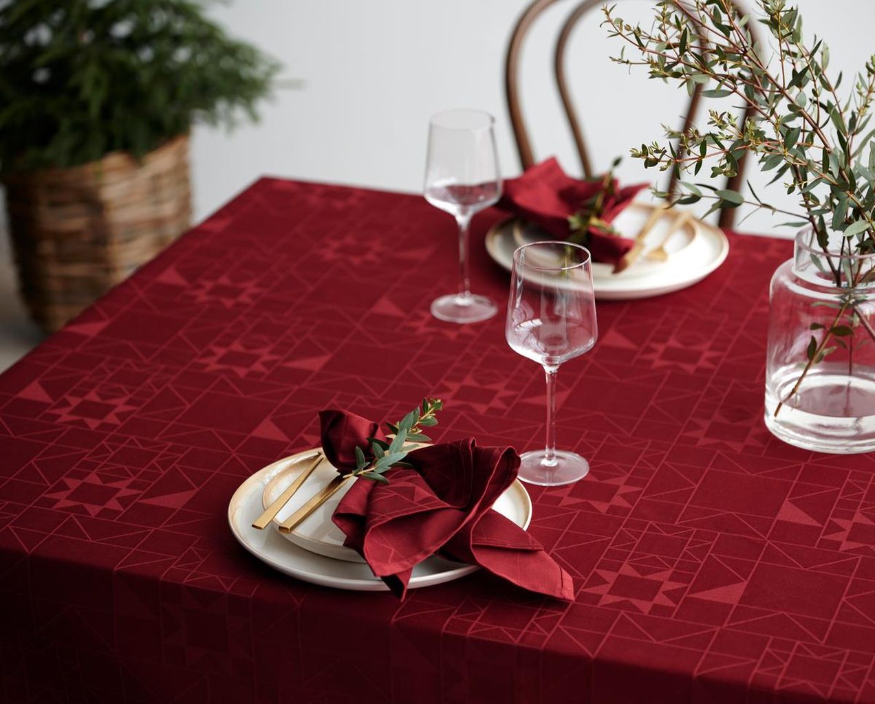 [product_category]-Södahl Star 140x320 Damask Tablecloth, Red-Södahl-5722000271772-27177-SÖD-3