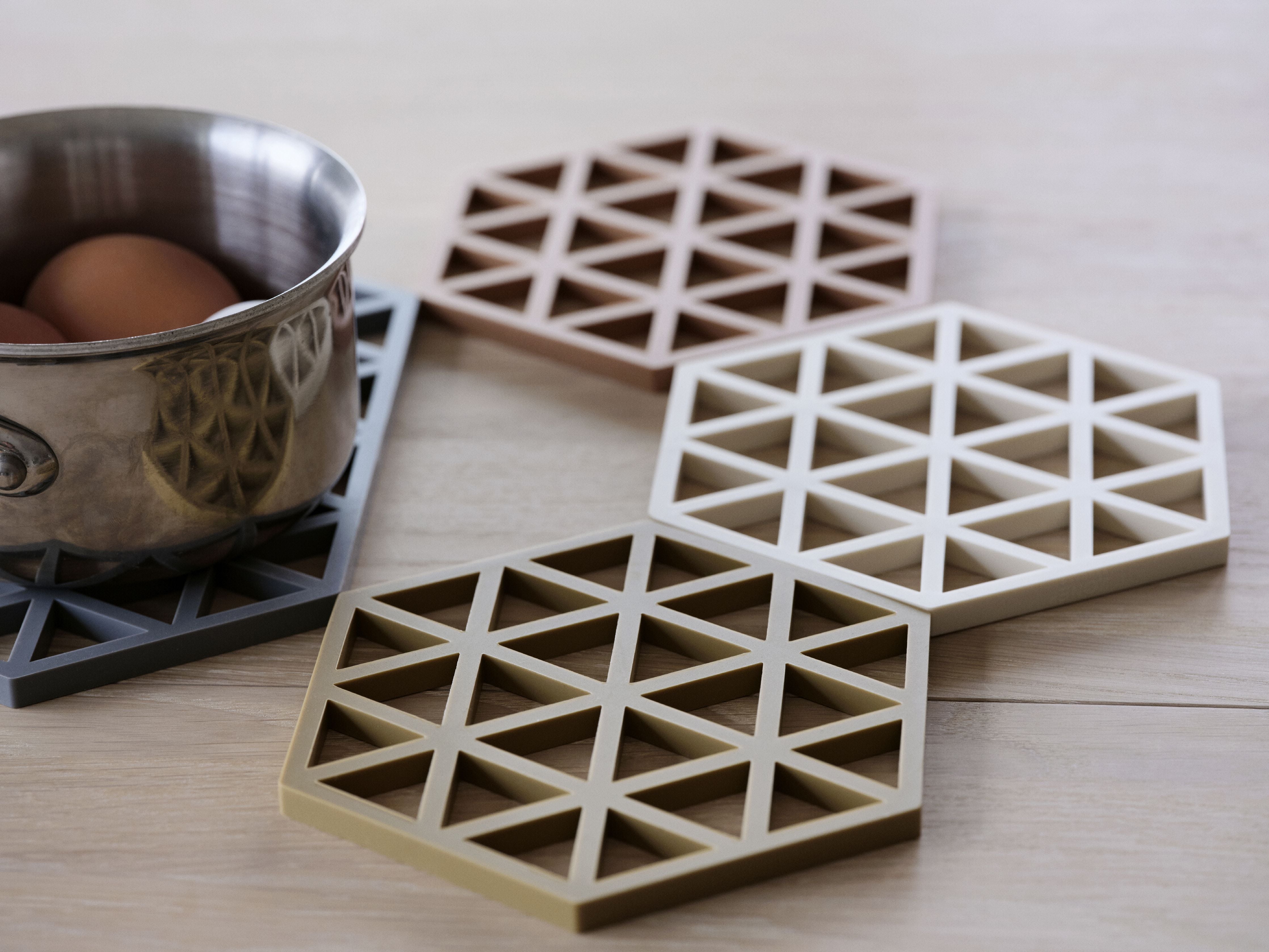 [product_category]-Zone Denmark Triangles Trivet 16 X 14 X 0,9 Cm, Light Terracotta-Zone Denmark-5722000316060-31606-ZON-6