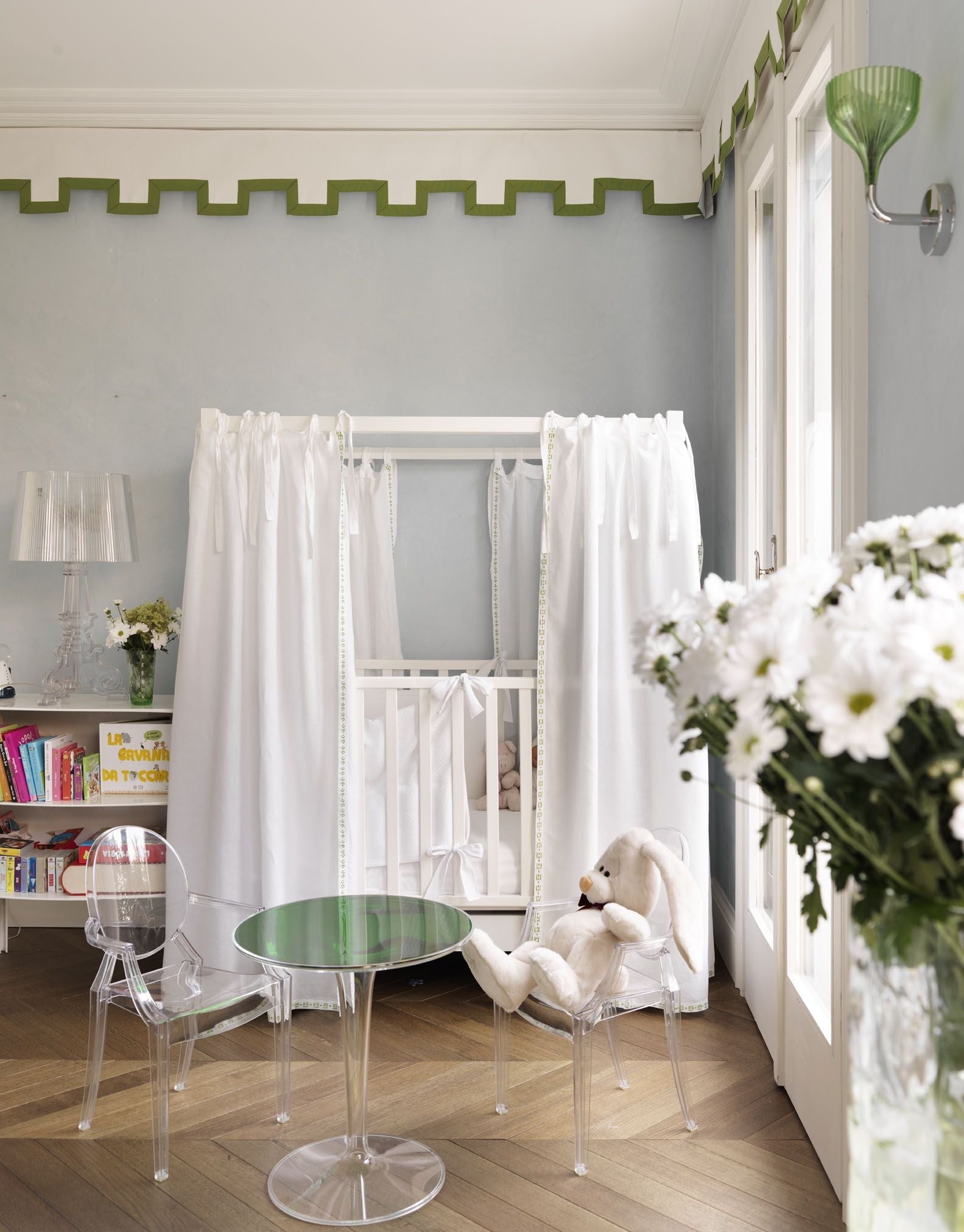 Silla de Kartell Lou Lou Ghost, Princessa