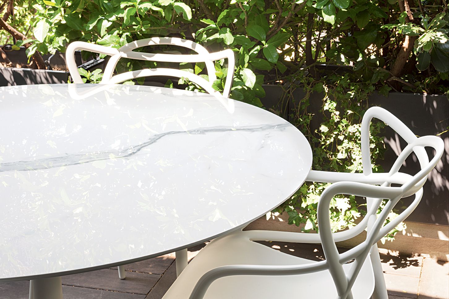 Table Kartell Multiplo XL Oval Outdoor Marble, Negro