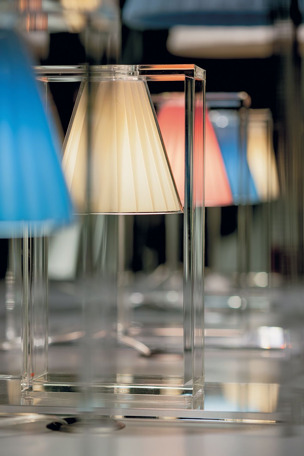 Kartell leichte Luft transparente Wandleuchte, hellblau