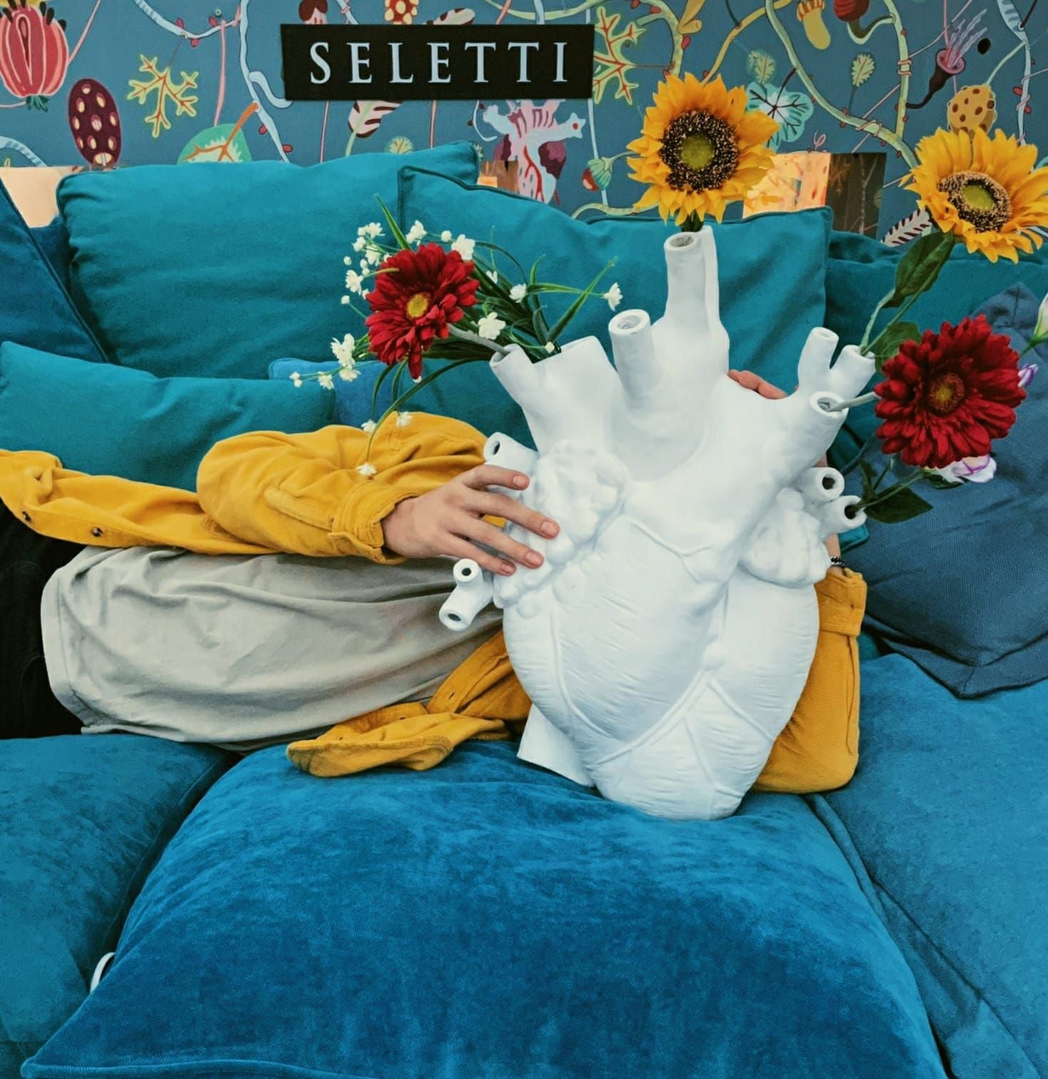 Seletti Liebe in blühender Vase groß, weiß