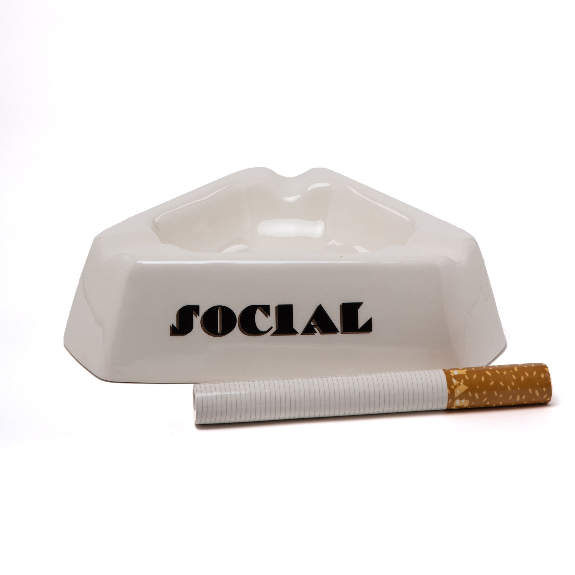 SEletti Social Smoker Centor
