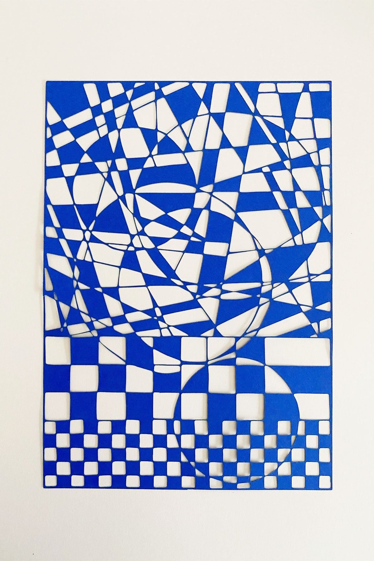 Estudio sobre el rectángulo geométrico de PaperCut A4, azul