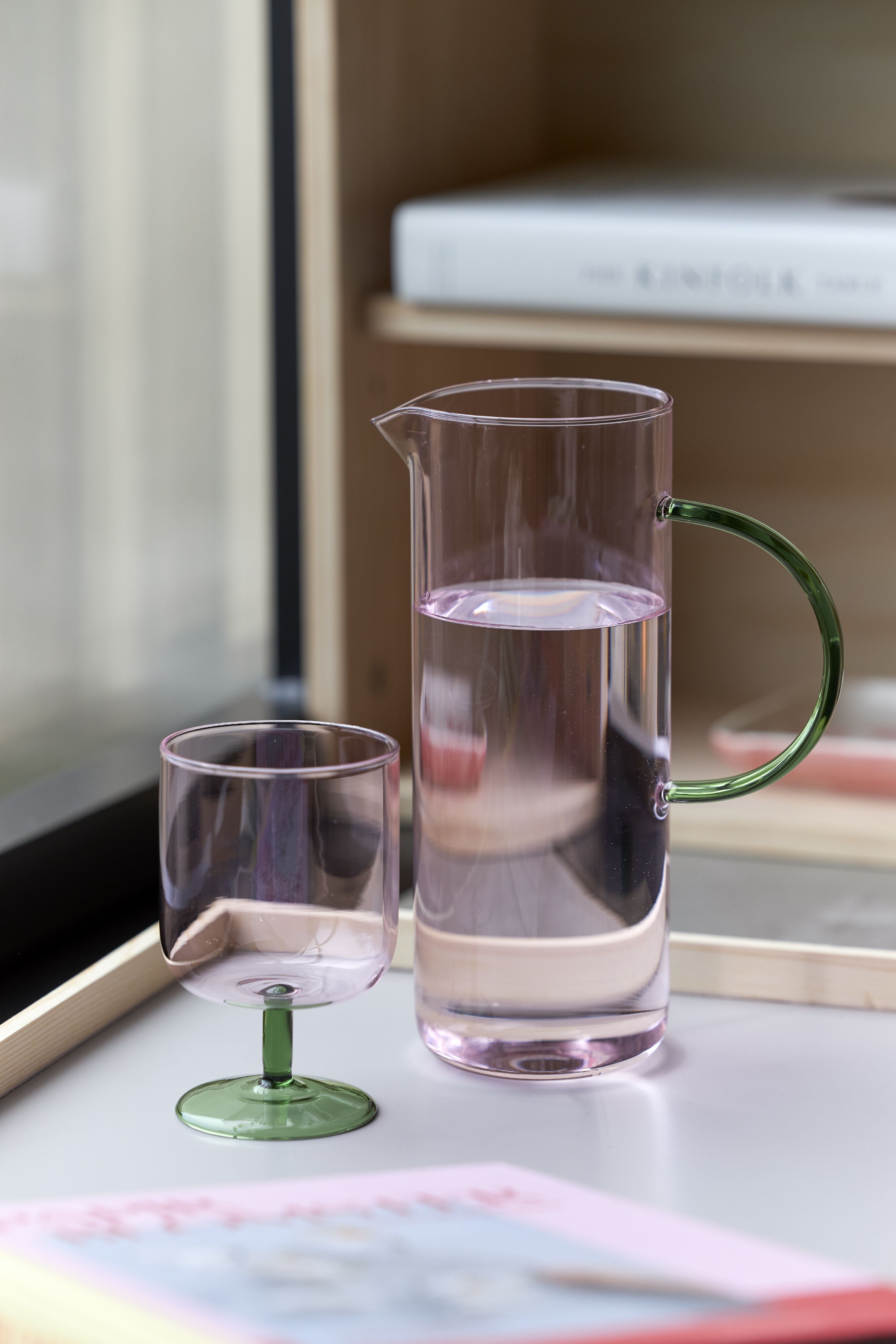 Lyngby Glas Torino Glass Jug 1,1 L, rose / vert