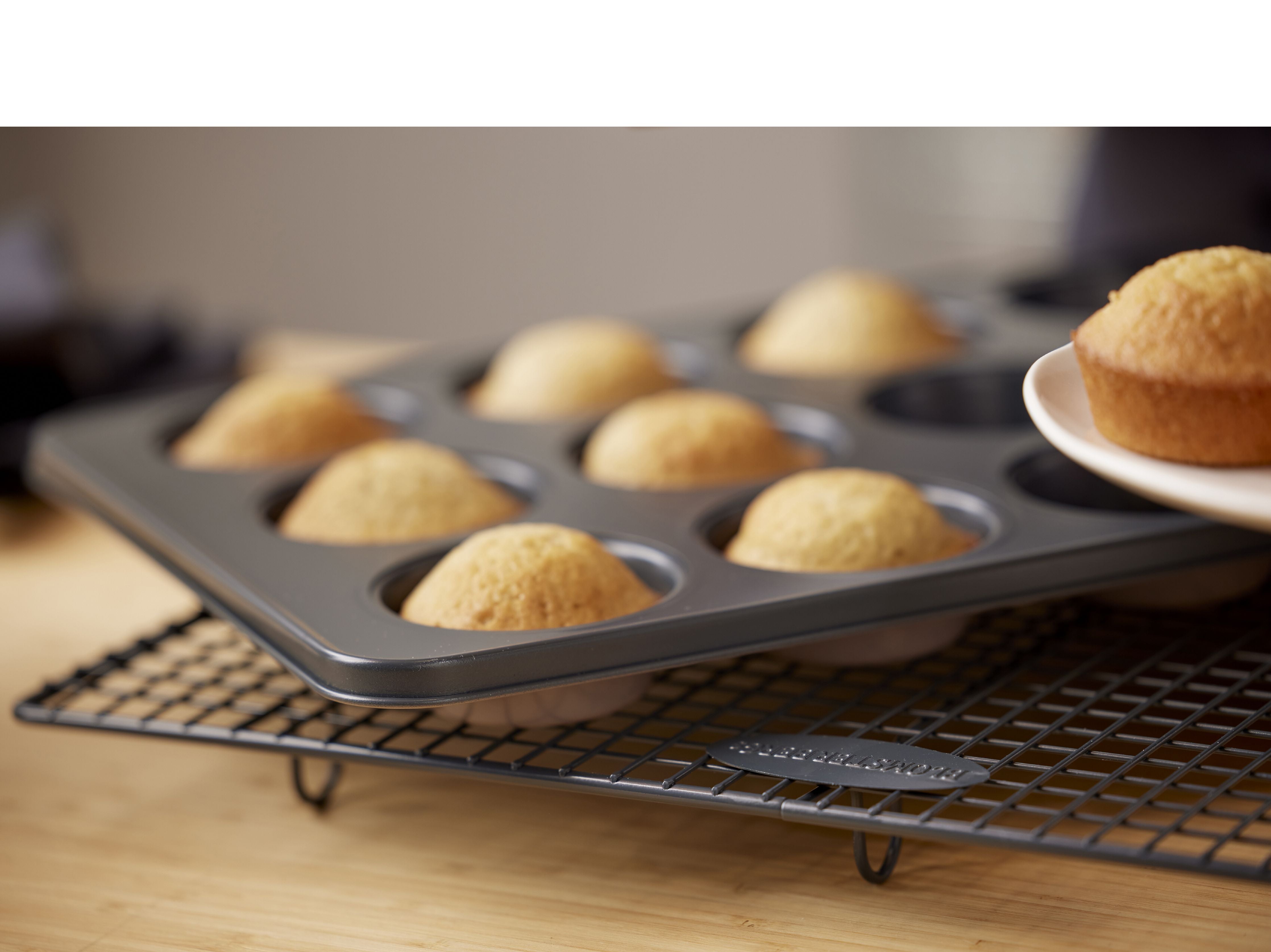 Blomsterbergs Muffin Pan For 12 Pieces, Blue