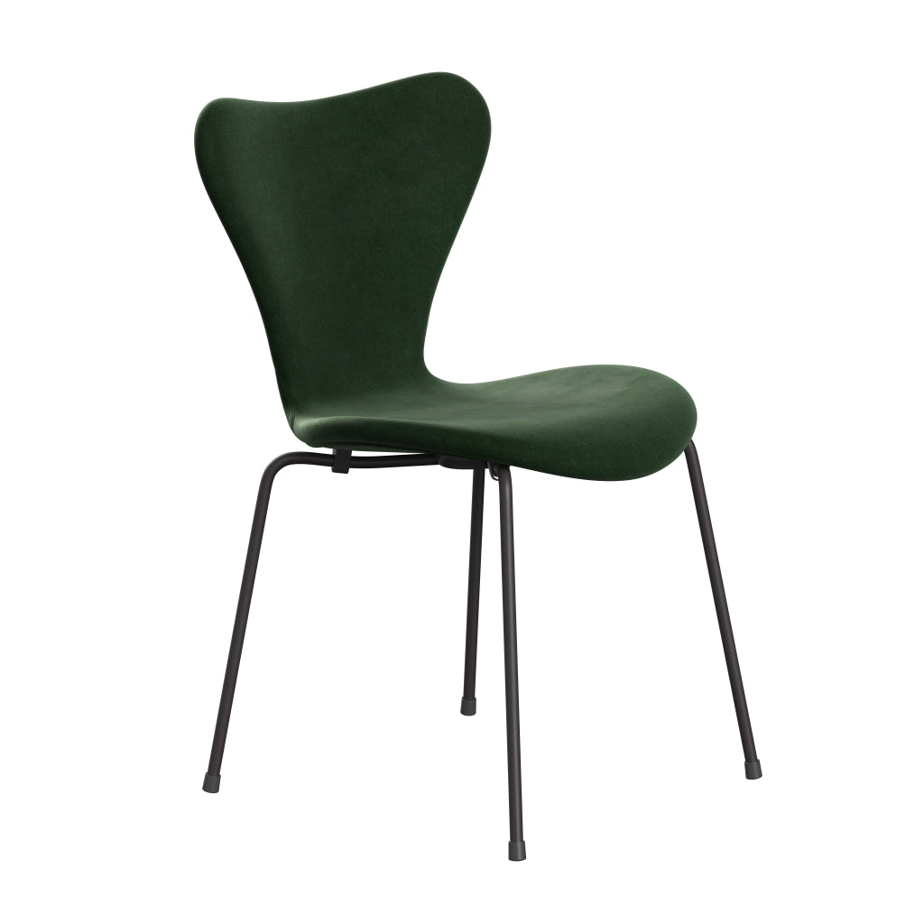 Fritz Hansen 3107 Silla tapicería completa, grafito cálido/bosque de terciopelo belfast verde