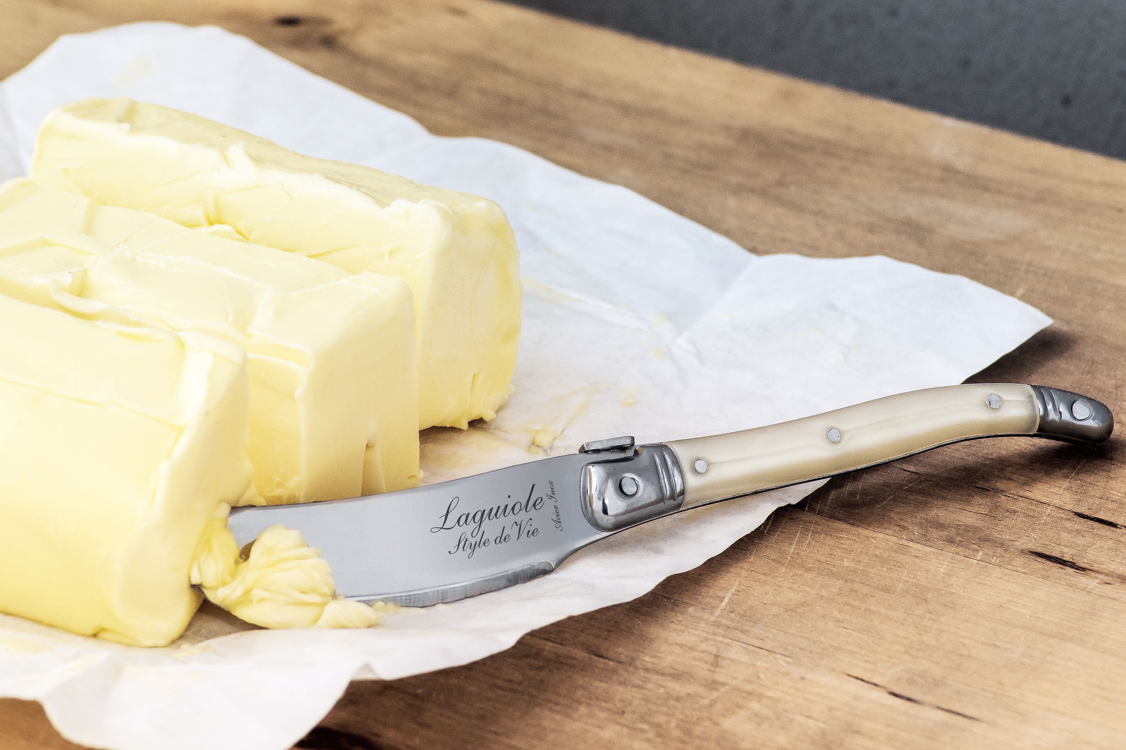 Style De Vie Authentique Laguiole Premium Line Butter Knives 4 Piece Set, Pearl