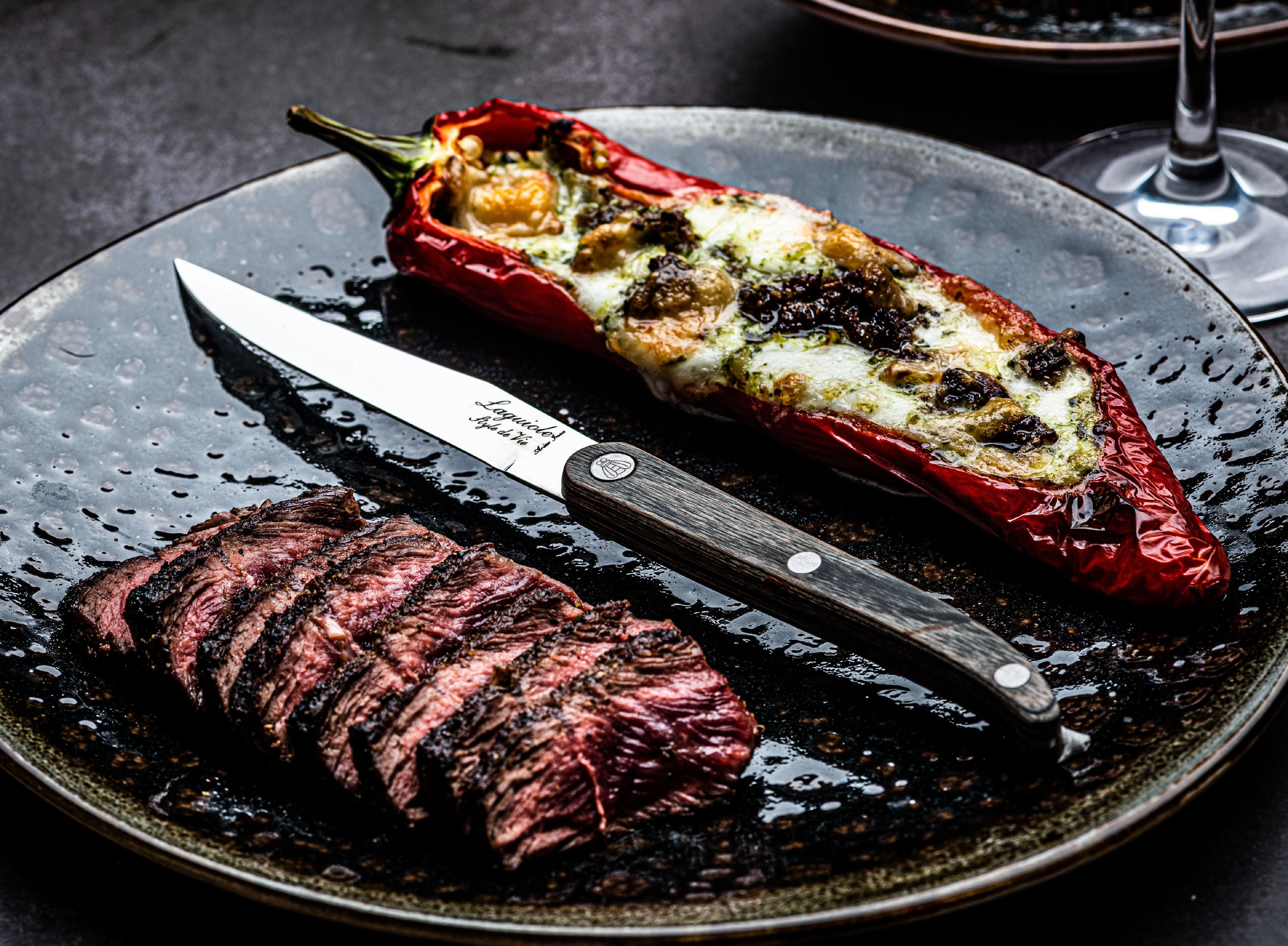 Style de Vie Authentique Laguiole Innovation Line Steak Knives 6 Piece Set, Gray Pakka With Smooth Blade