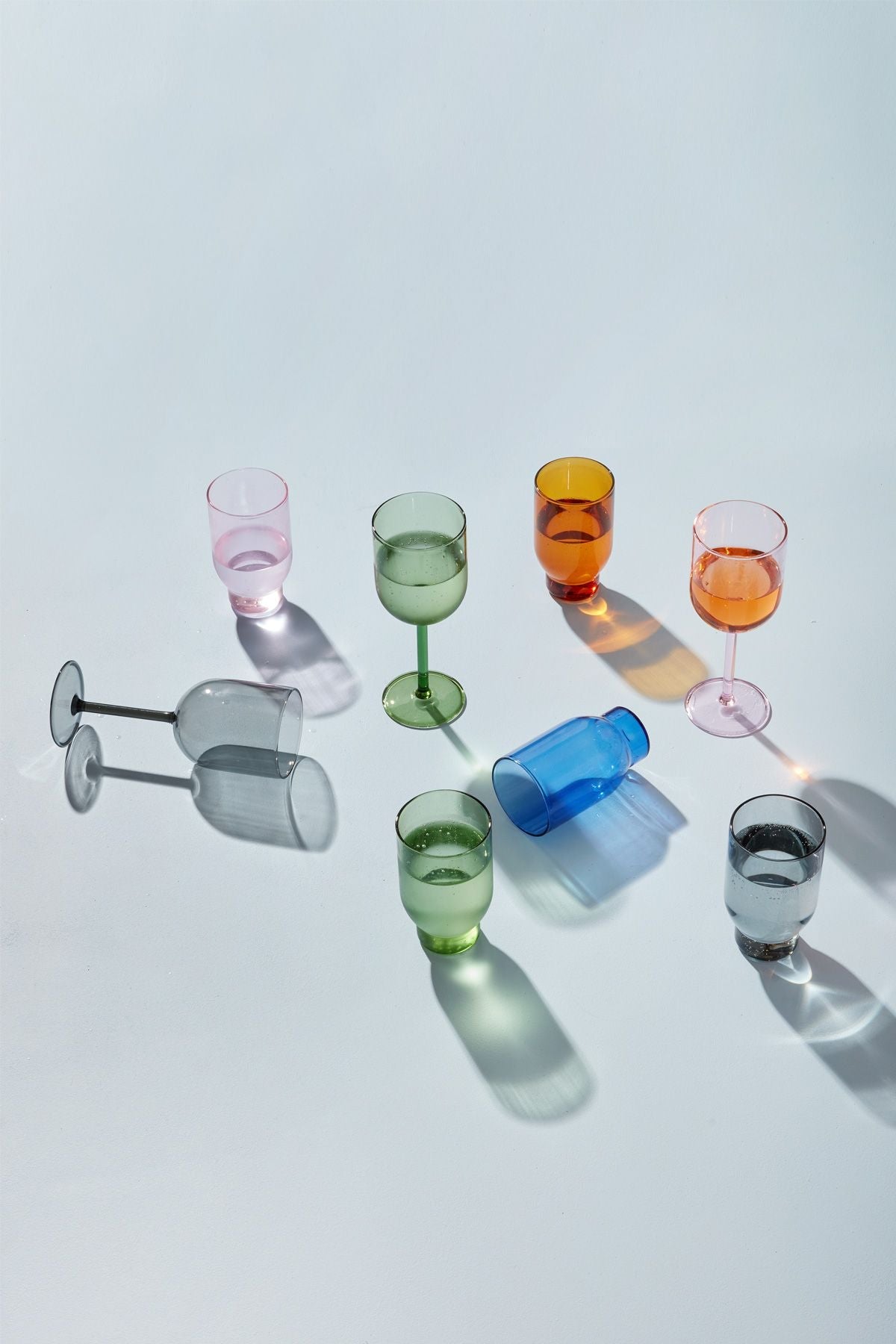 Studio om glasvareresæt med 2 vandbriller, grønt