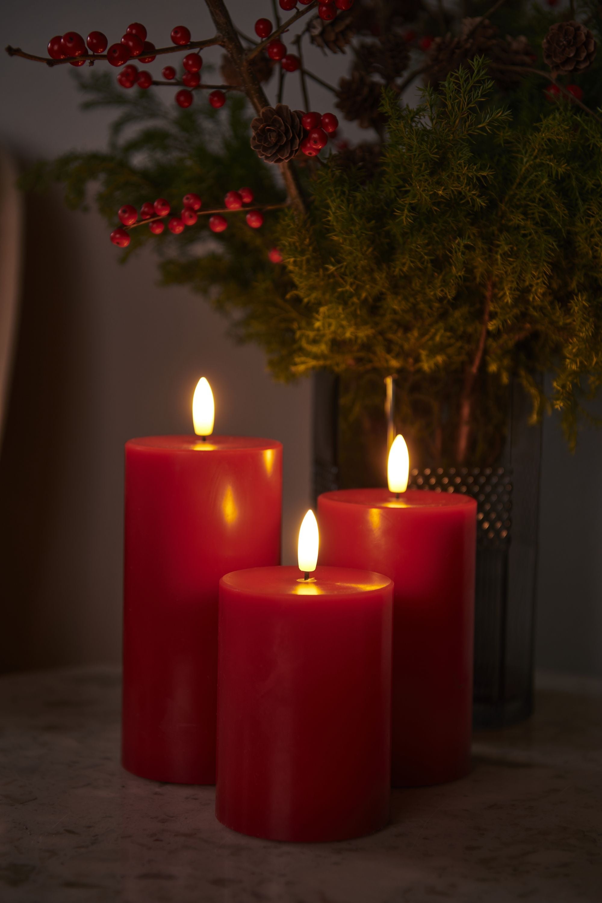 Sirius Sille Led Candle 3 Pcs ø7,5x10/12,5/15 Cm, Red