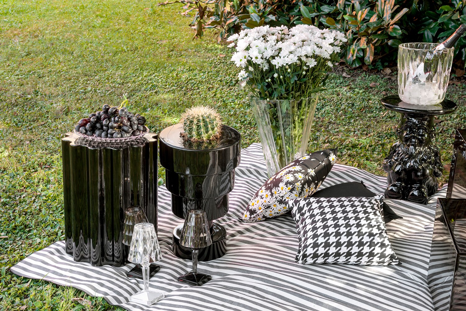 Table d'appoint Kartell Pilastro, noir