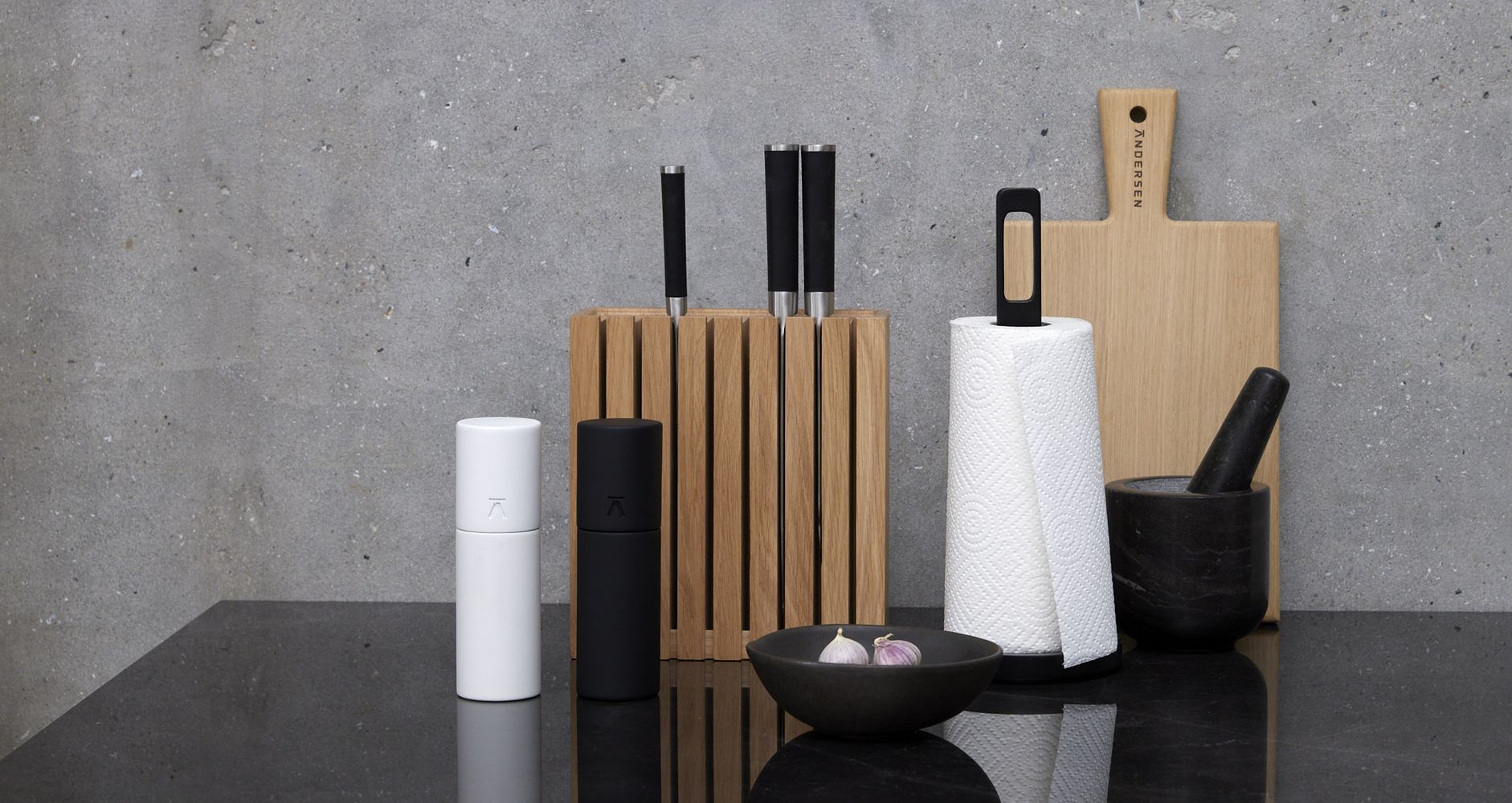 Ensemble Andersen Furniture Duo Salt and Pepper Mills