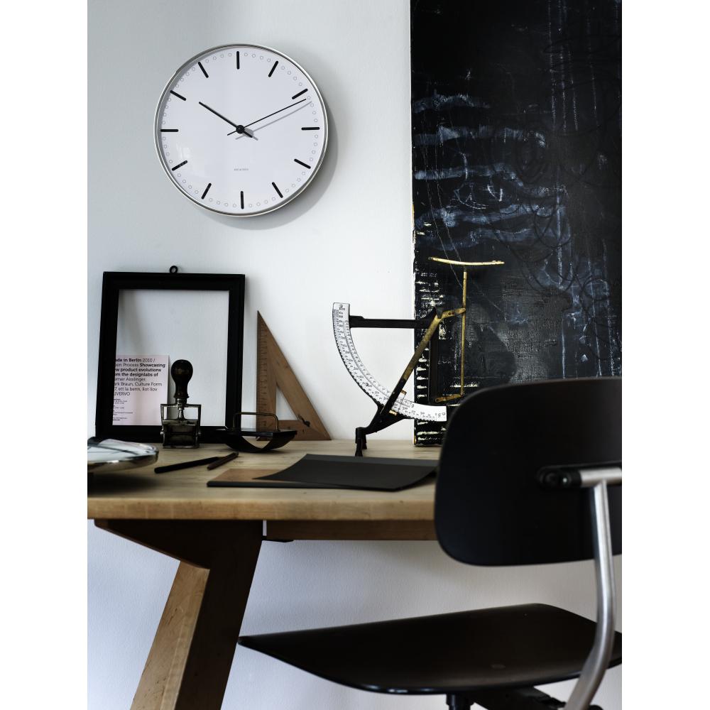 Relógio de parede da prefeitura de Arne Jacobsen, 29 cm