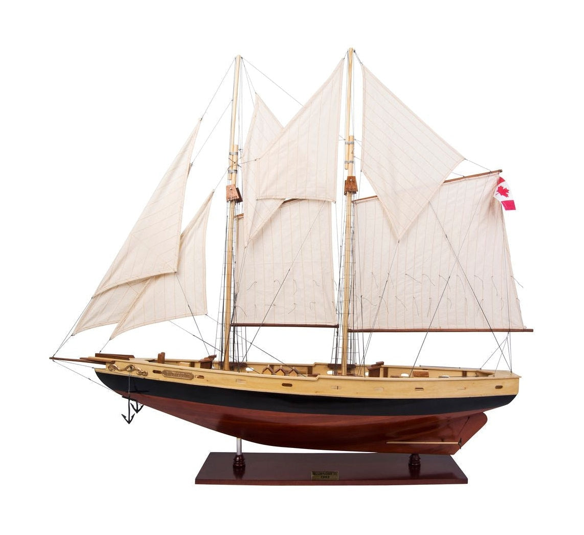 Autentiske modeller Bluenose II malet sejlskibsmodel