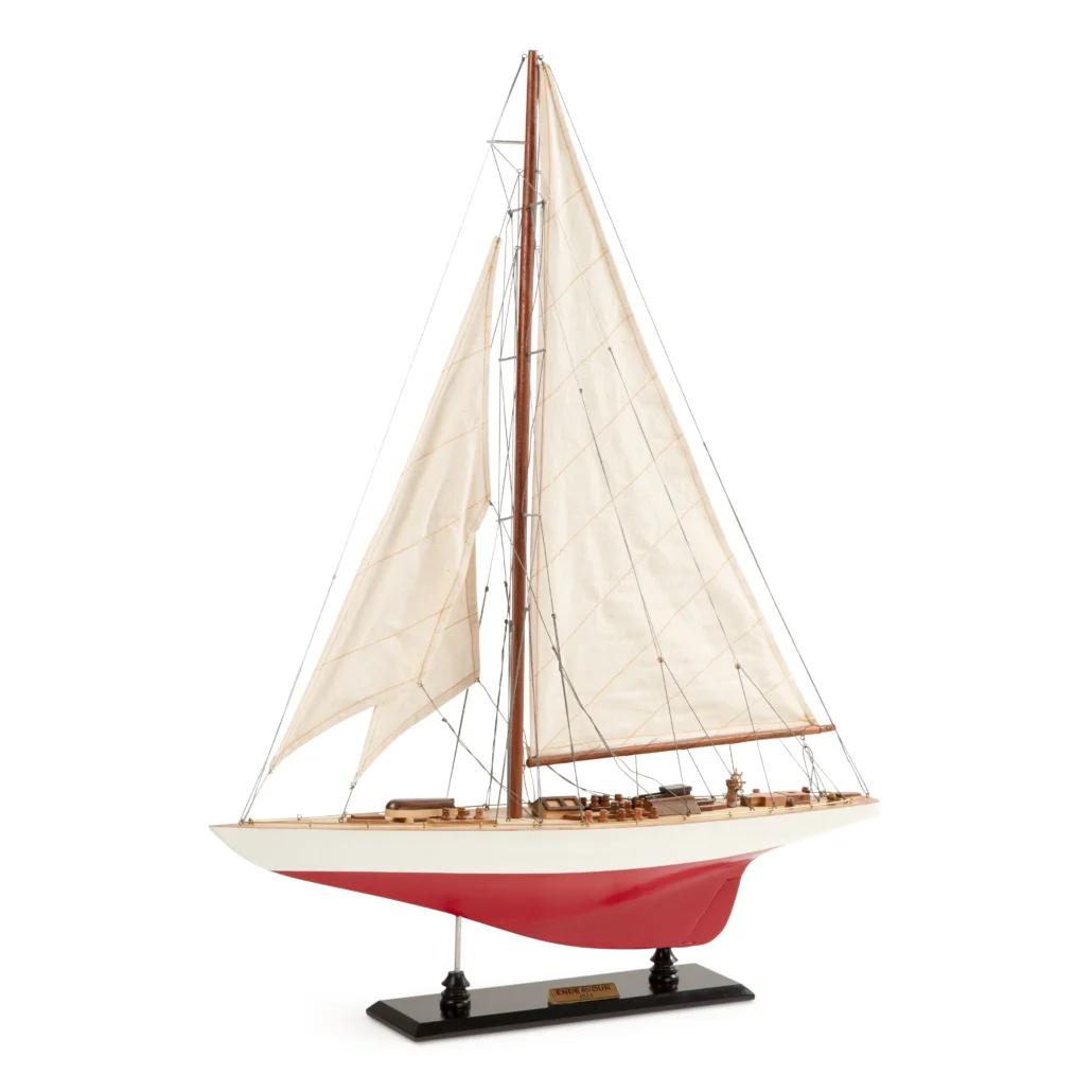 Autentiska modeller strävar efter L60 Sailing Ship Model, Red/White