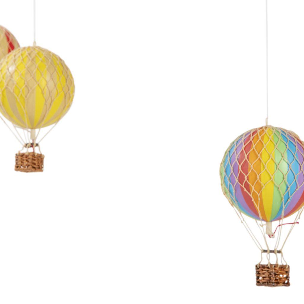 Authentische Modelle Sky Flight Mobile mit Luftballons, Multicolor