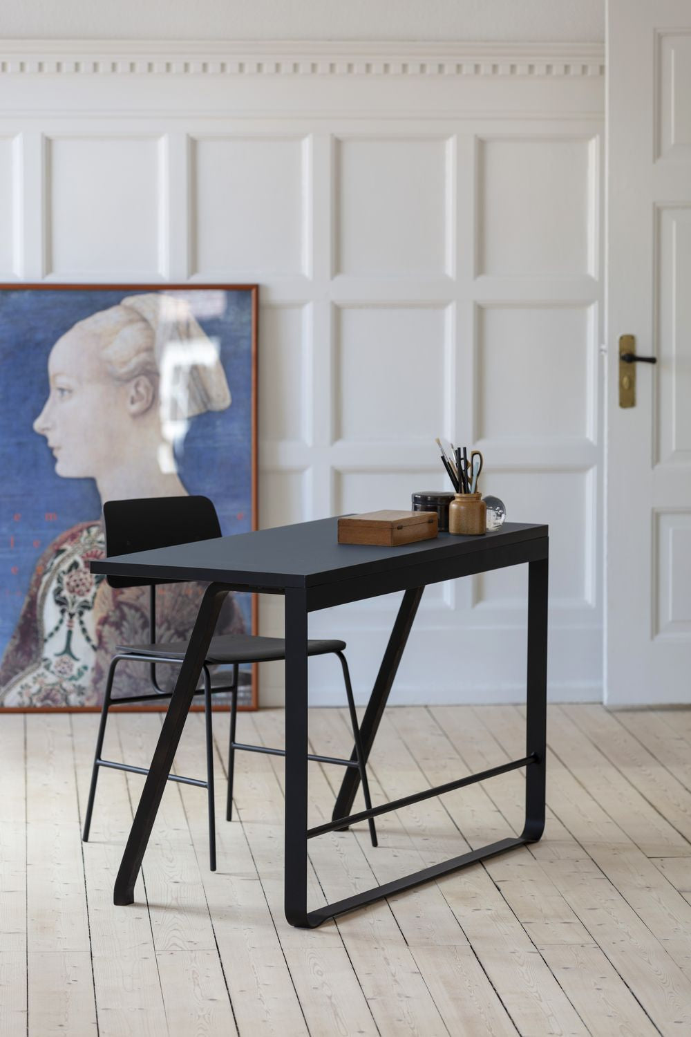 Bent Hansen Hemingway Desk med skuffe L 120 cm, mat lakeret eg/smokey blå linoleum
