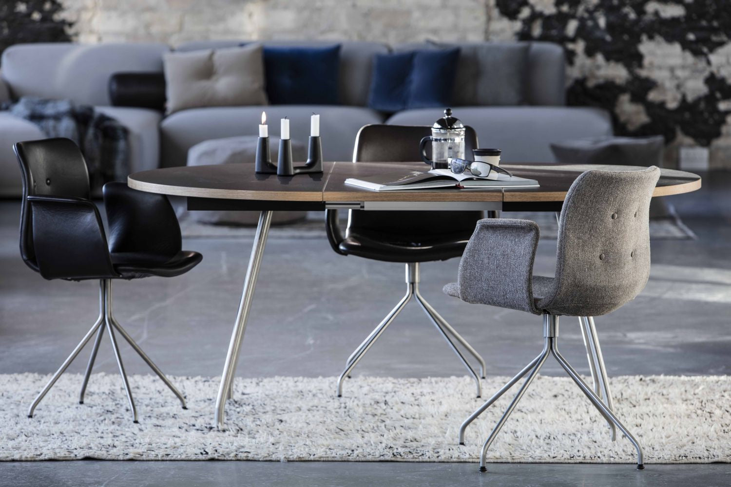 Bent Hansen Primum Table, bordben i sort pulver coated stål/bordplade i sort linoleum