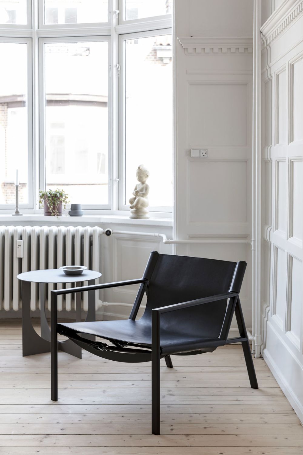 Chaise salon de tension Hansen Bent, noir