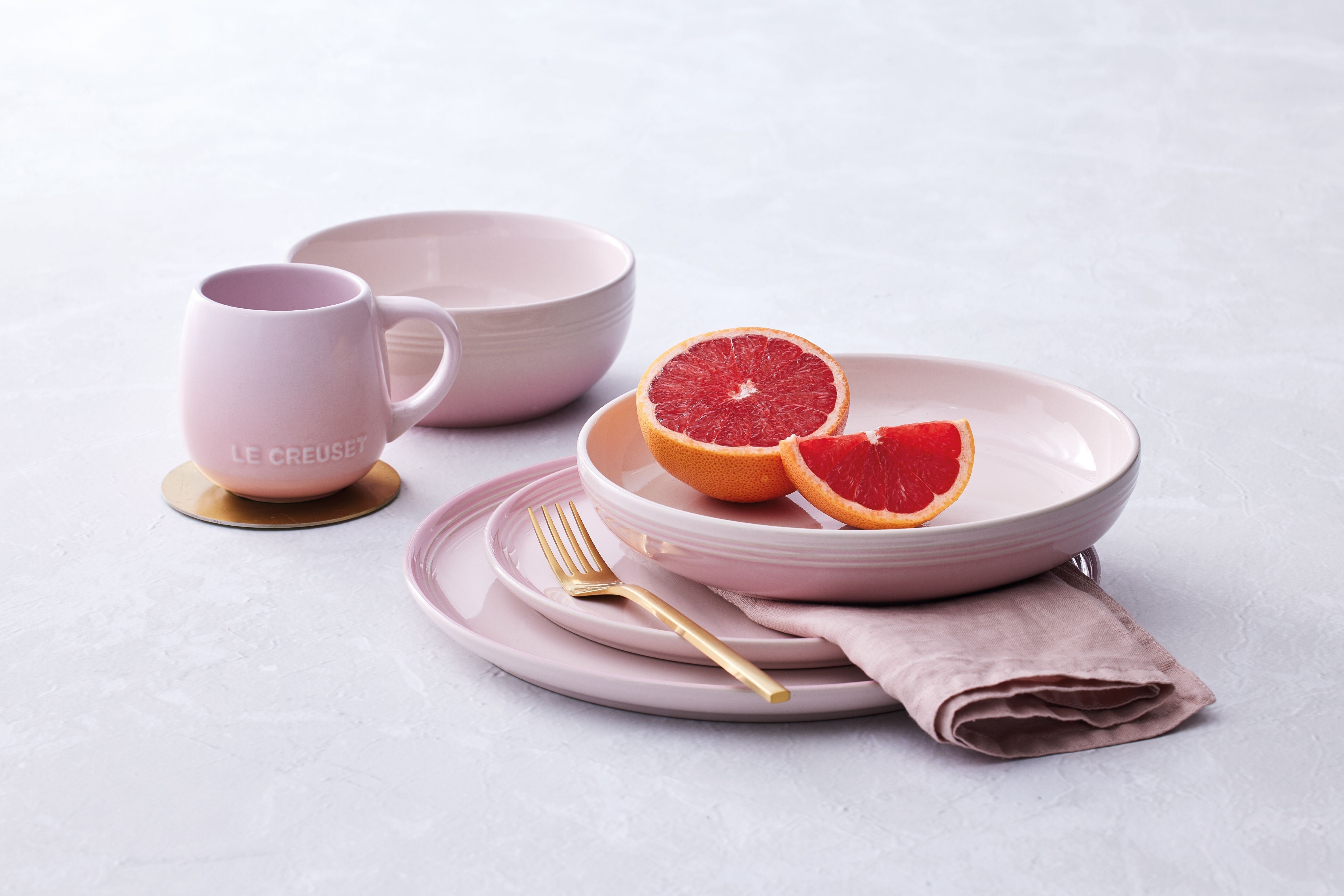 Le creuset coupe krus, shell pink